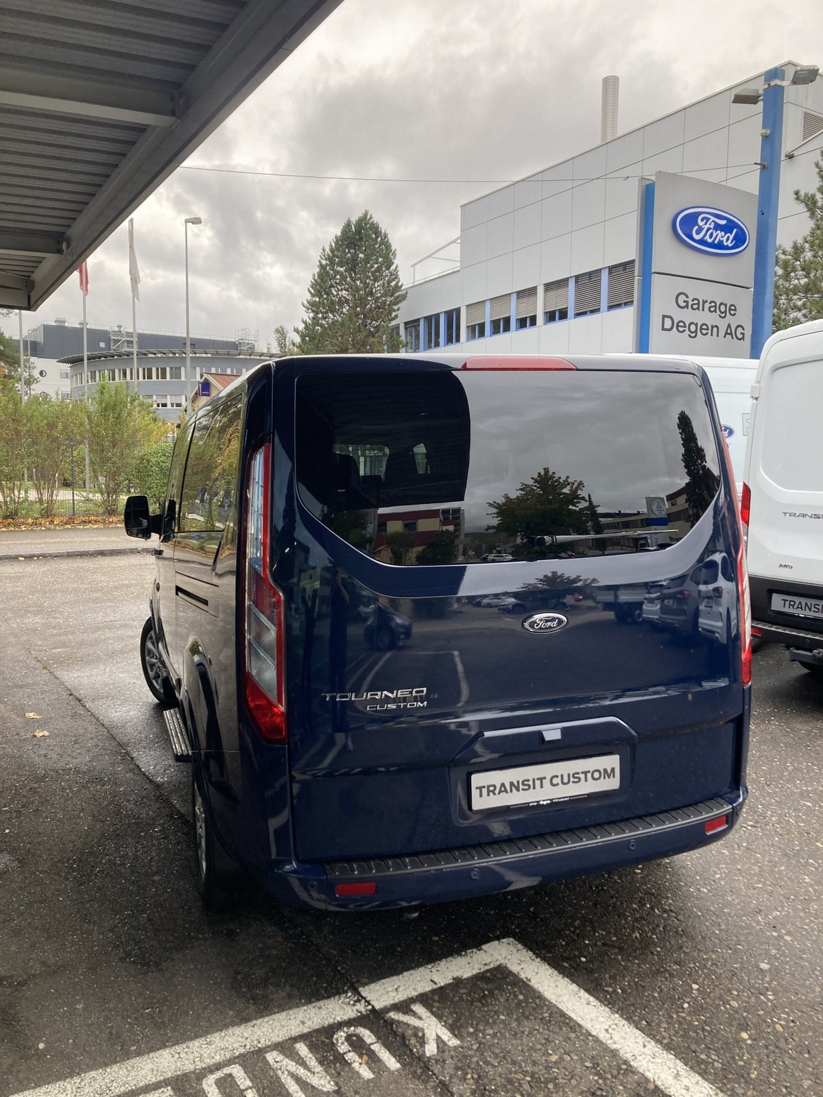 FORD Tourneo Custom 320 L2 2.0 TDCi 150 Titanium-image-8