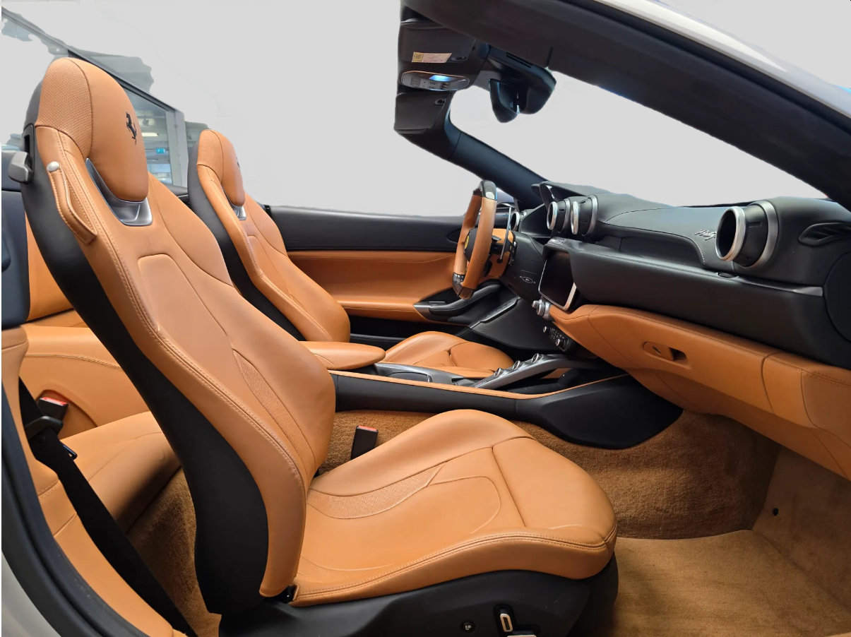 FERRARI Portofino 3.9 V8 T-image-12