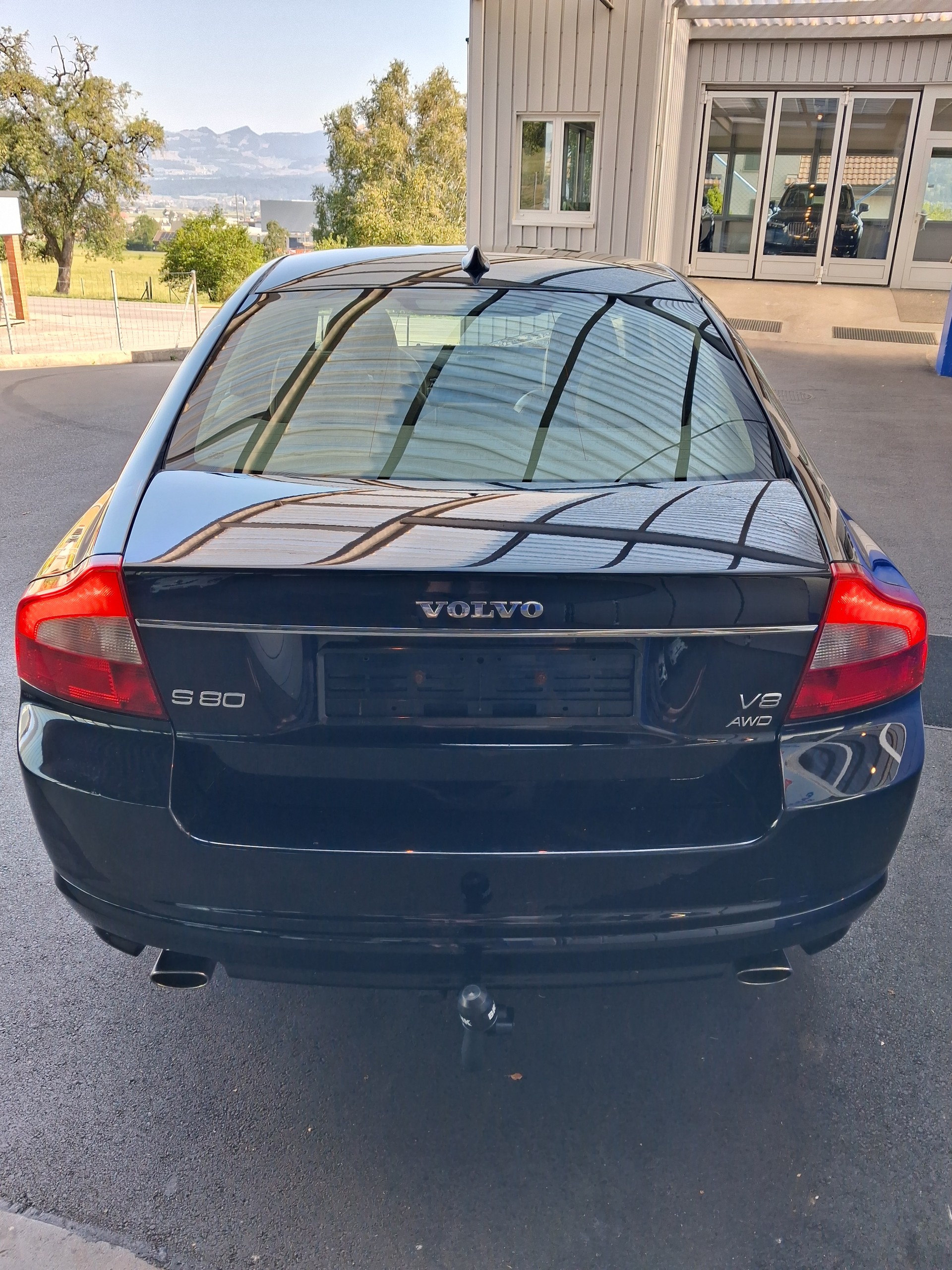VOLVO S80 4.4 V8 AWD Executive Geartronic-image-4