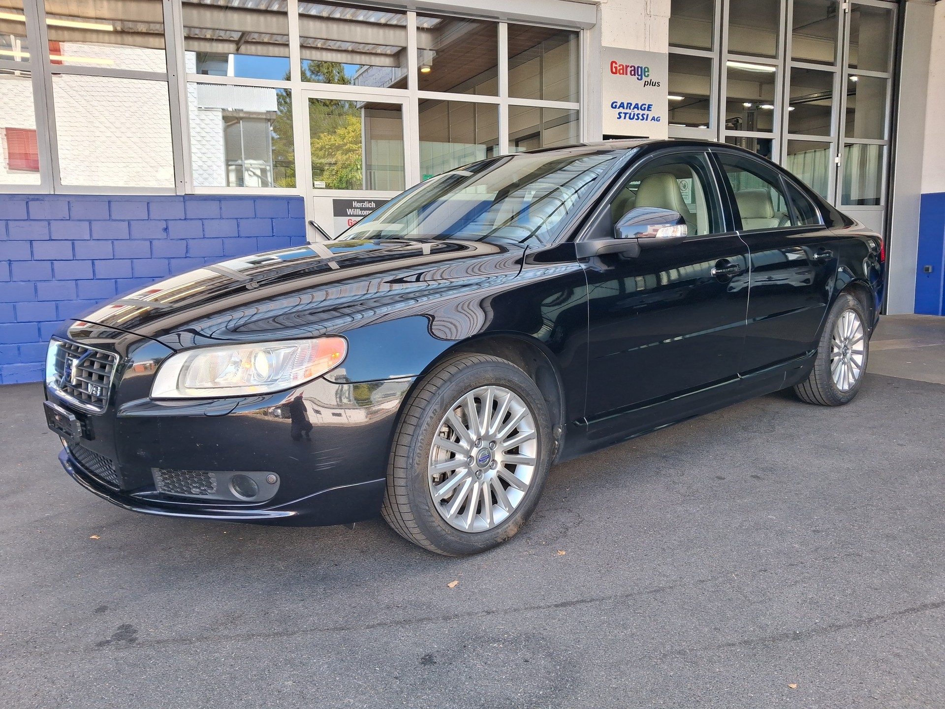 VOLVO S80 4.4 V8 AWD Executive Geartronic-image-0