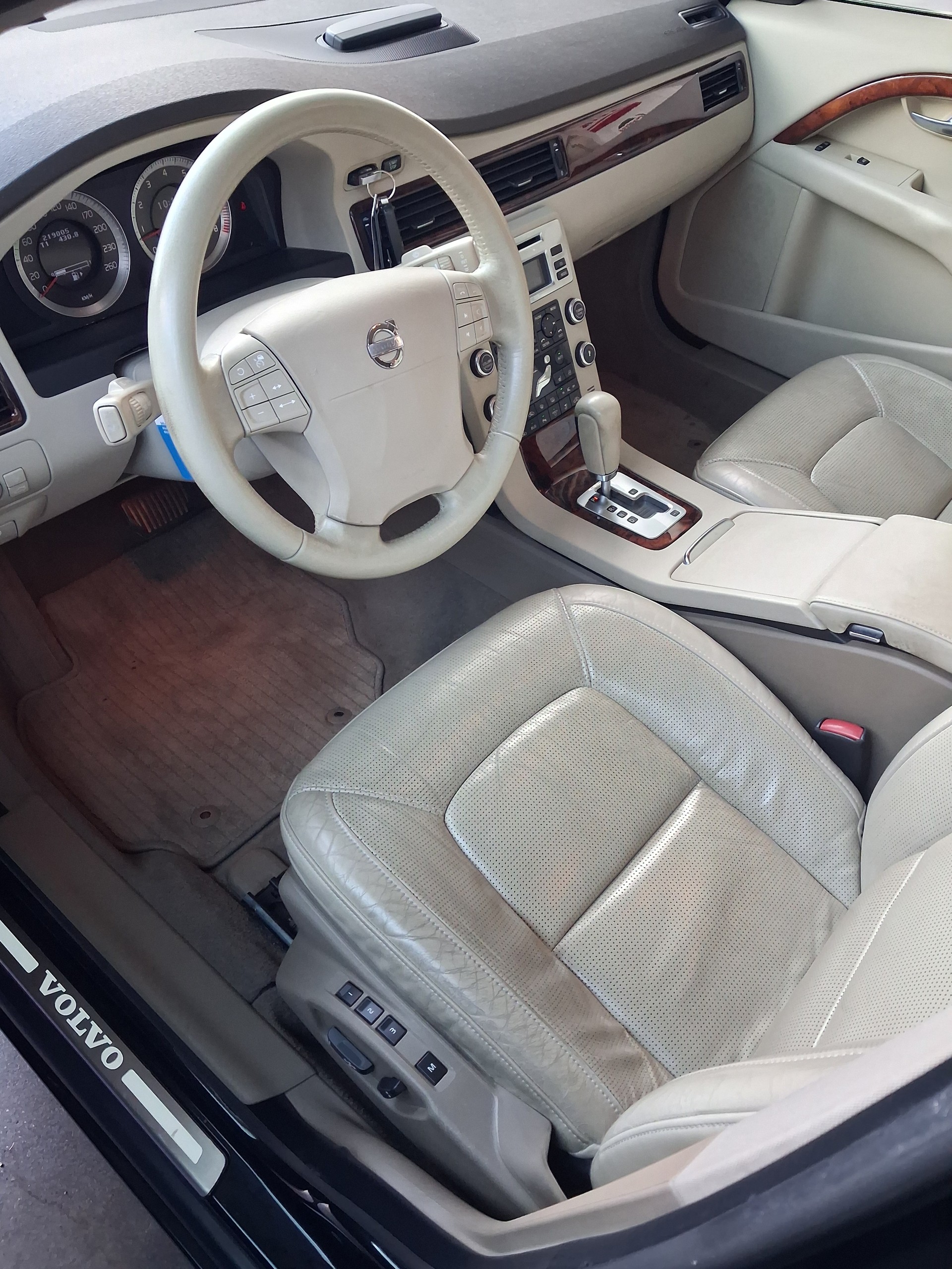 VOLVO S80 4.4 V8 AWD Executive Geartronic-image-5