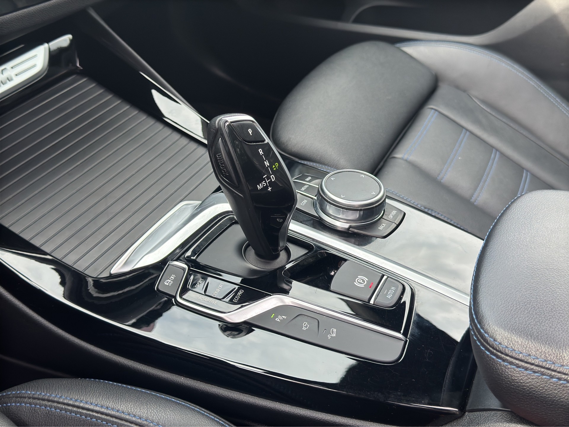 BMW X3 xDrive M40i Steptronic-image-13