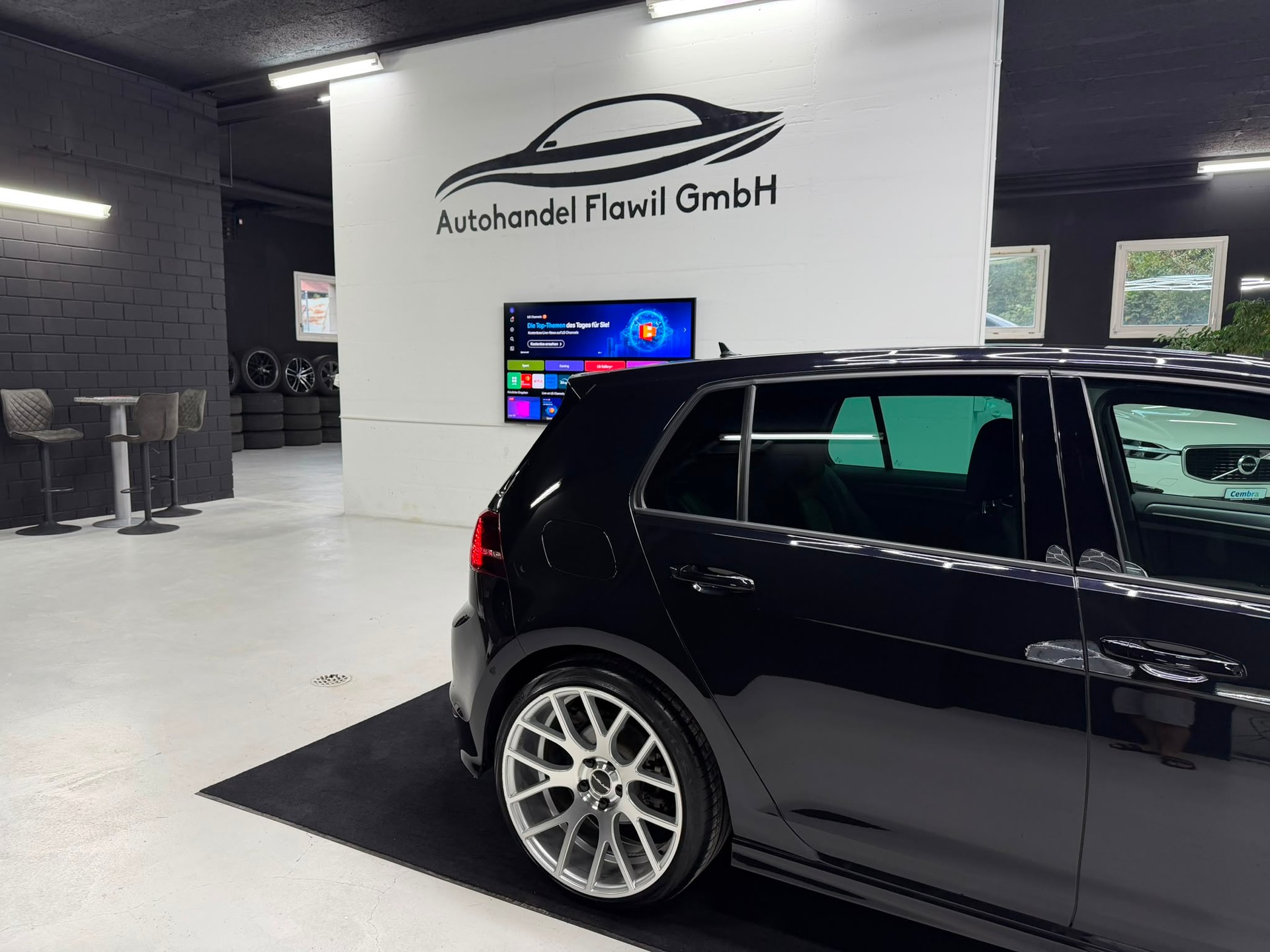 VW Golf 1.4 TSI Lounge R-Line DSG-image-12
