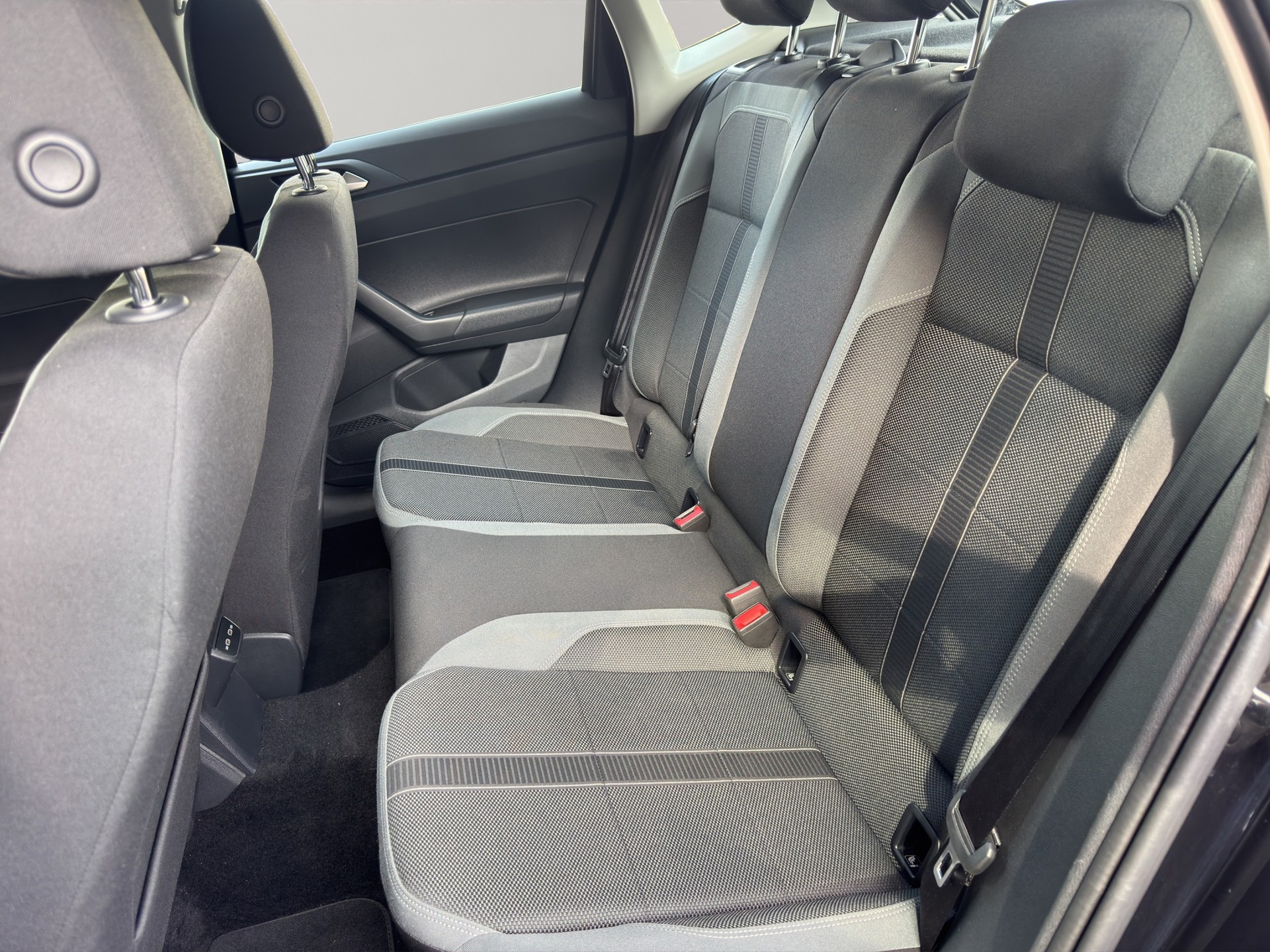 VW Polo 1.0 TSI BMT Highline DSG-image-10