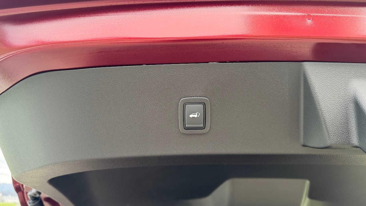 RENAULT R4 E-Tech Comfort Range 52 kWh Iconic-image-13