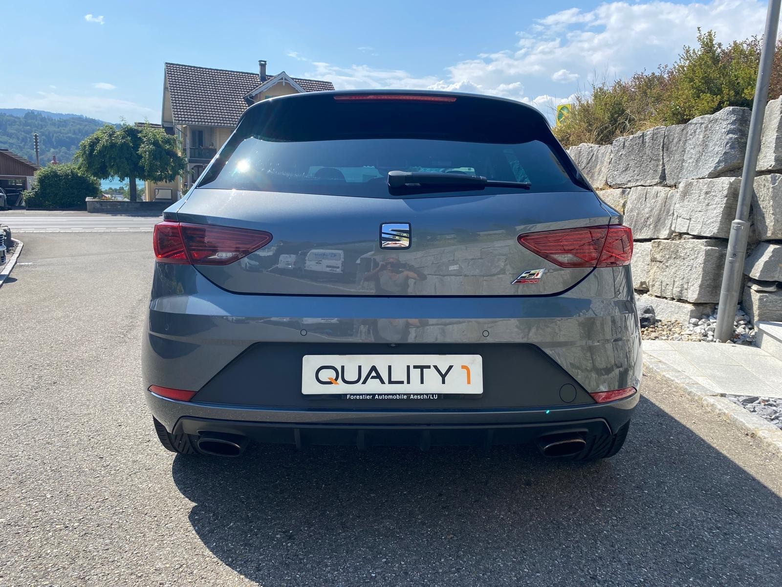 SEAT Leon 2.0 TSI Cupra 300 DSG-image-4