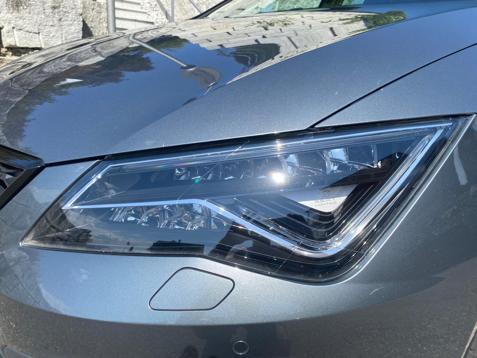 SEAT Leon 2.0 TSI Cupra 300 DSG-image-5