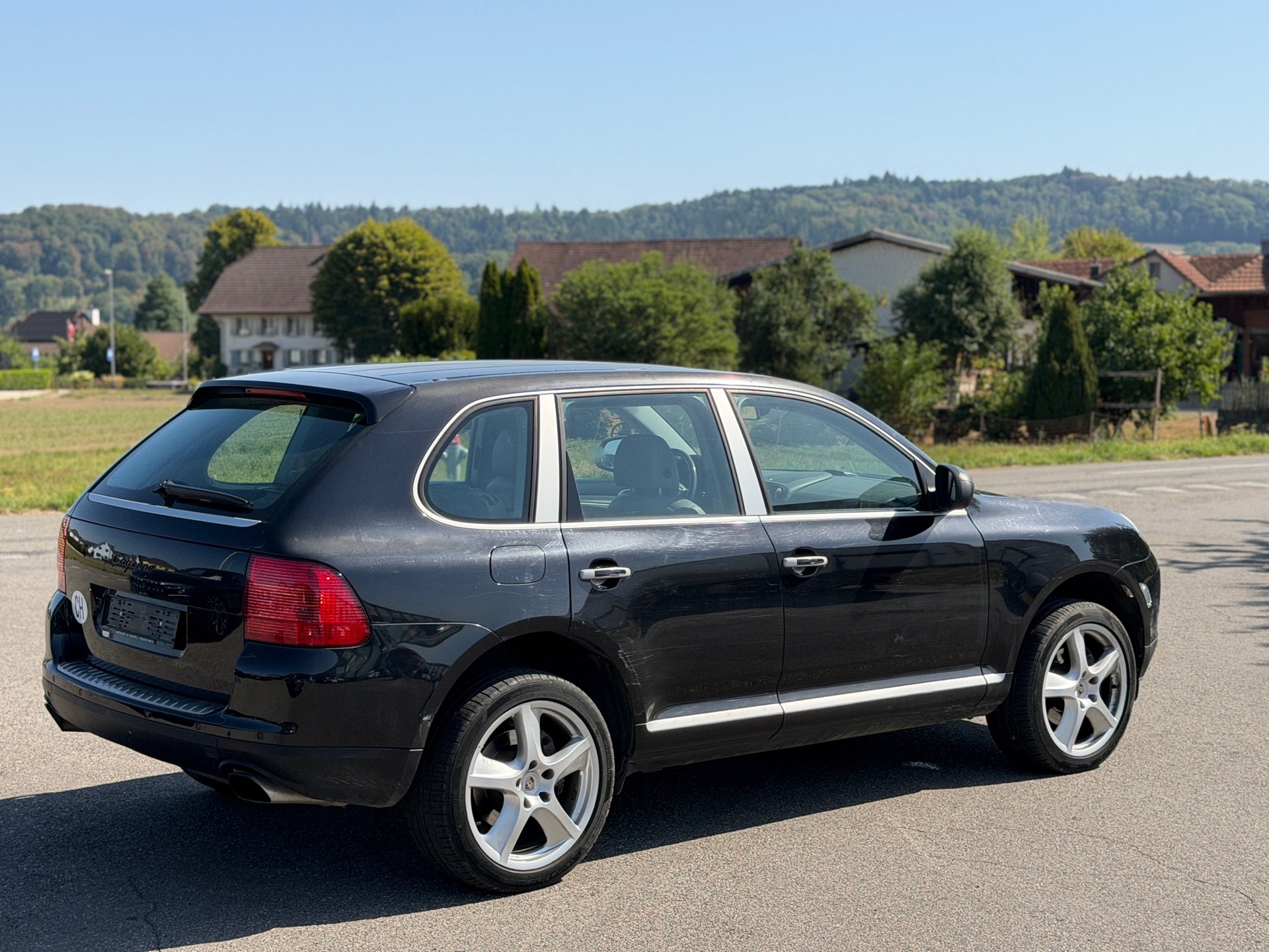 PORSCHE Cayenne-image-13