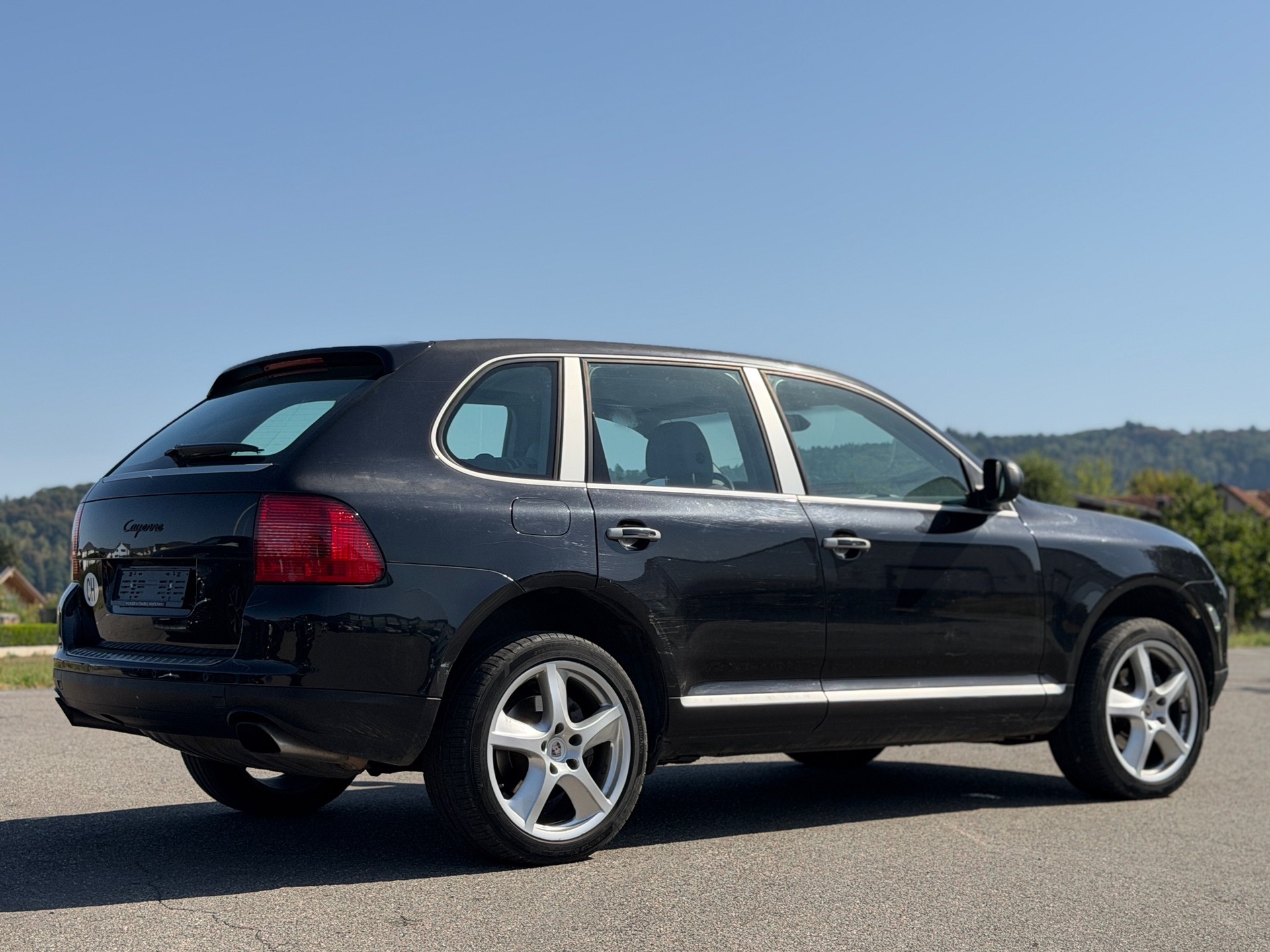 PORSCHE Cayenne-image-3