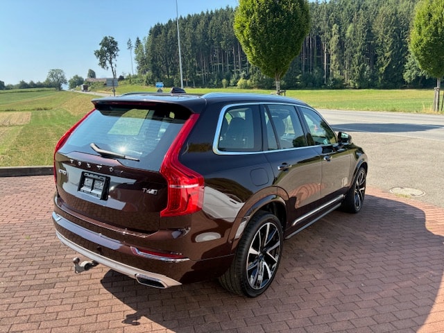 VOLVO XC90 T5 AWD Inscription Geartronic-image-4