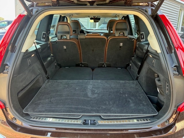 VOLVO XC90 T5 AWD Inscription Geartronic-image-3