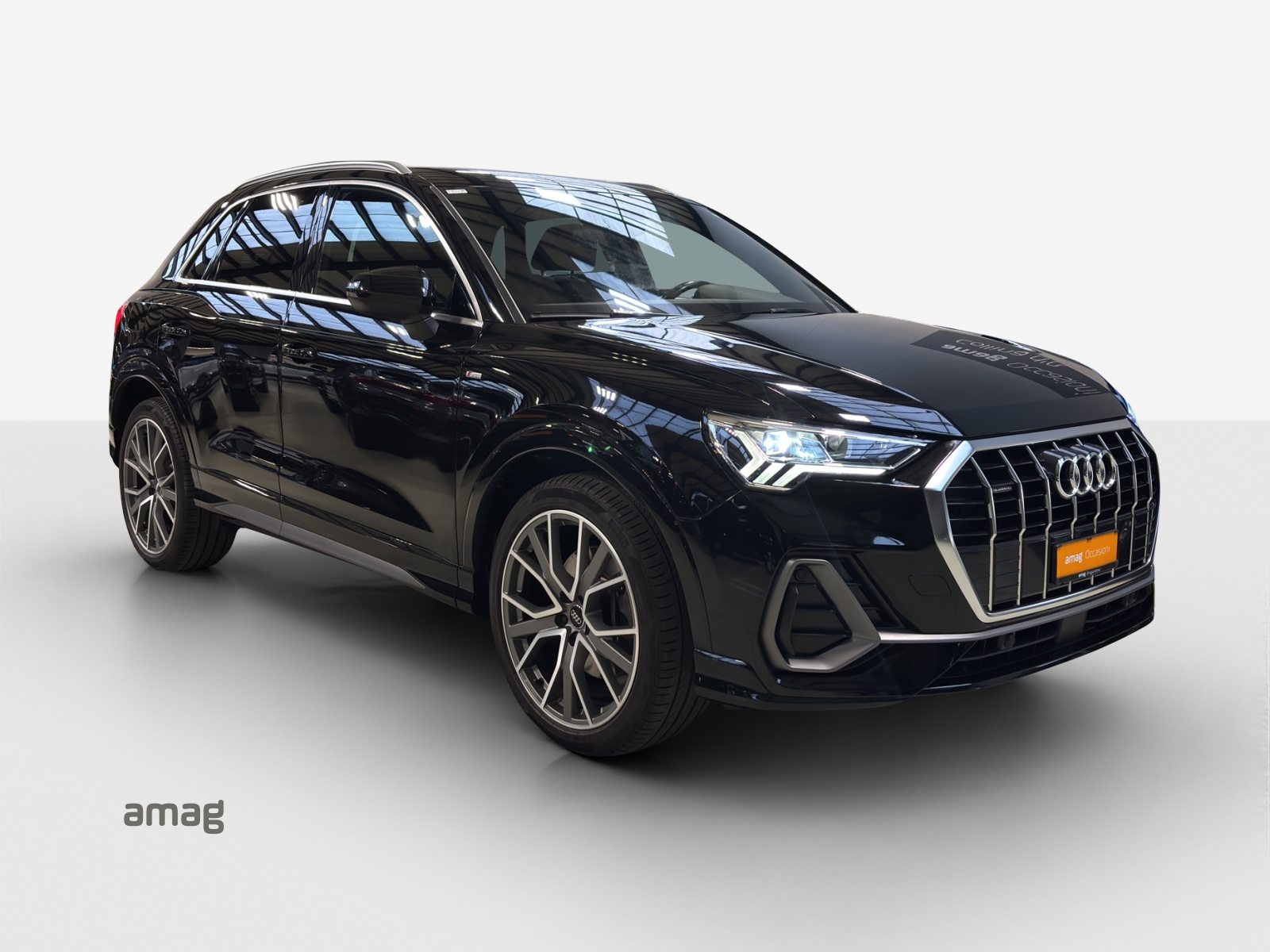 AUDI Q3 45 TFSI advanced quattro S-tronic-image-5