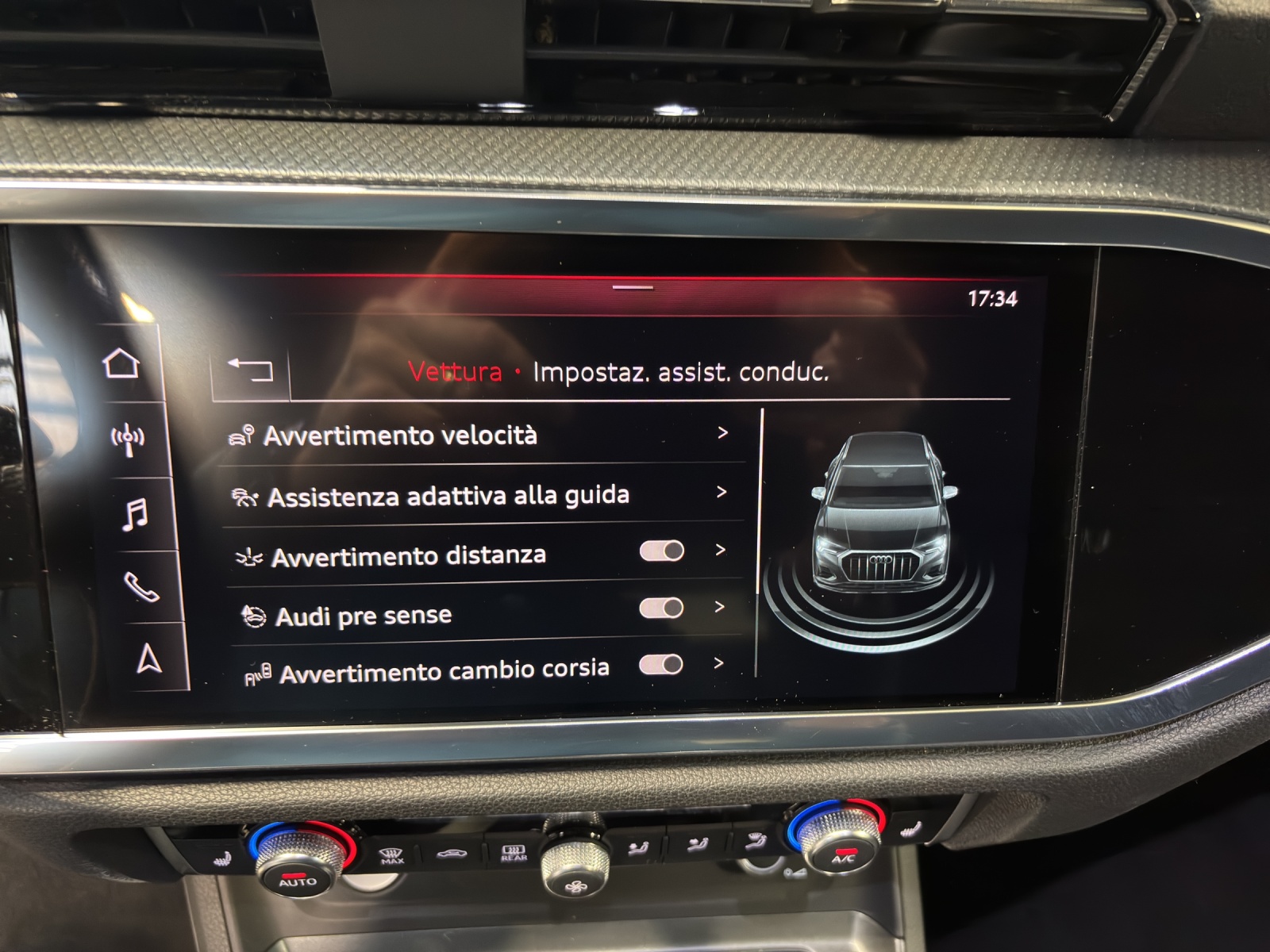 AUDI Q3 45 TFSI advanced quattro S-tronic-image-14