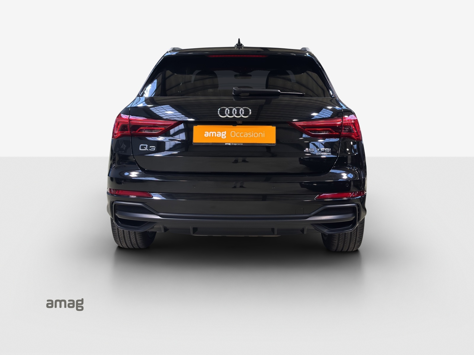 AUDI Q3 45 TFSI advanced quattro S-tronic-showroom-element-3