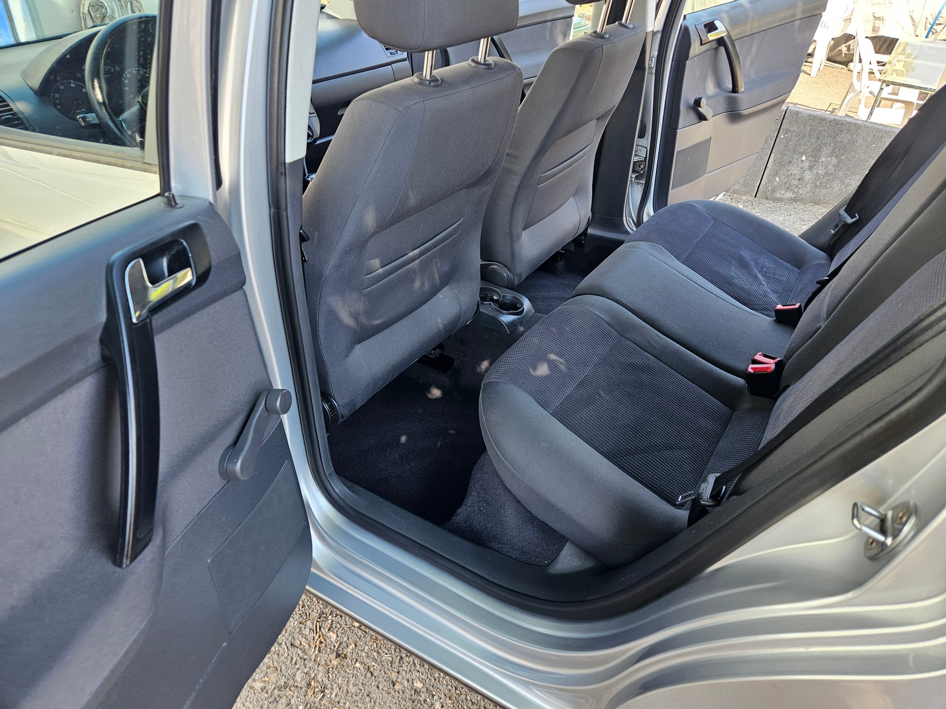 VW Polo 1.4 16V Comfortline-image-8