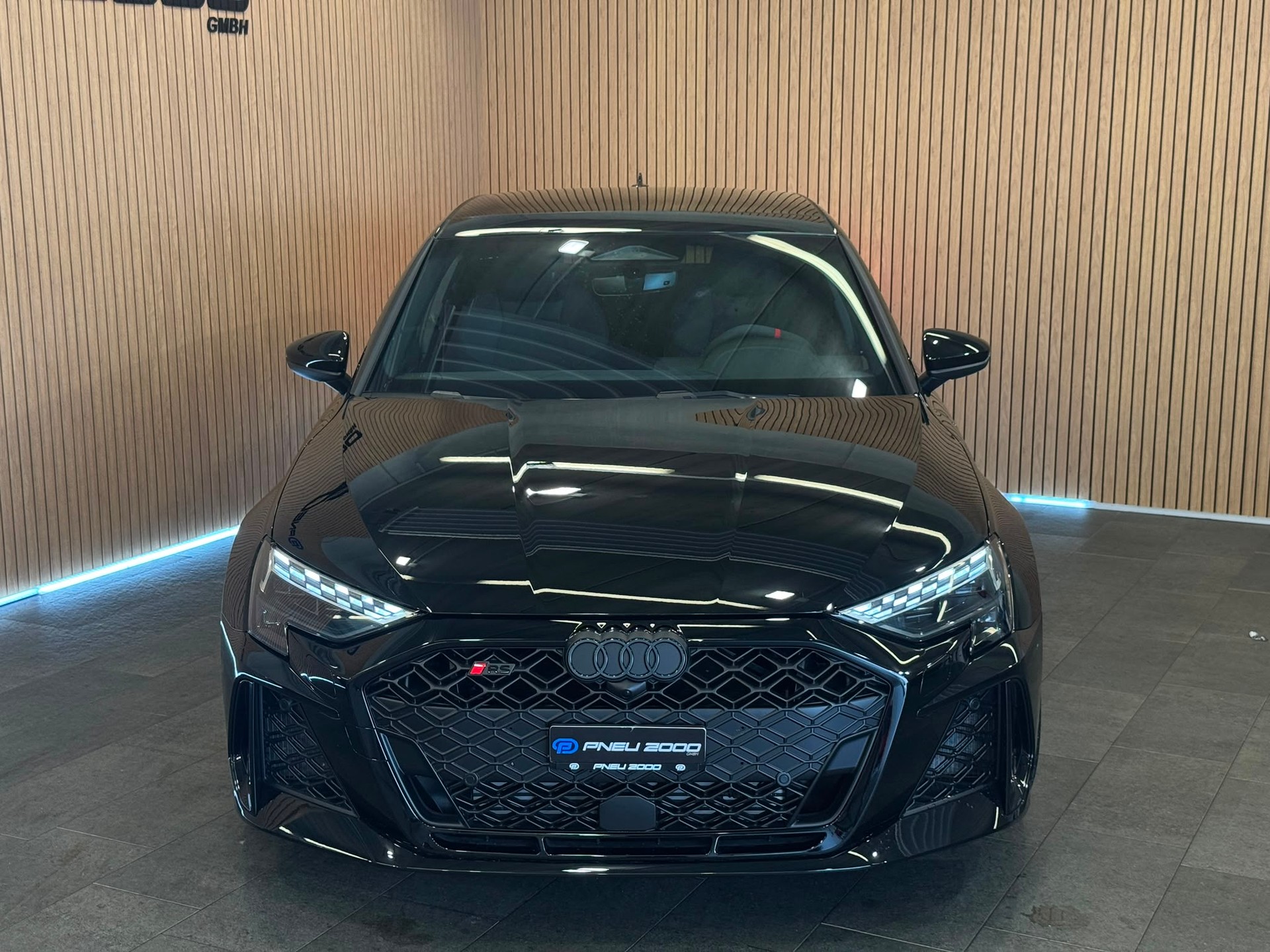 AUDI RS3 Sportback 2.5 TSI quattro S-tronic *5Jahre/100'000km Werksgarantie*-image-1