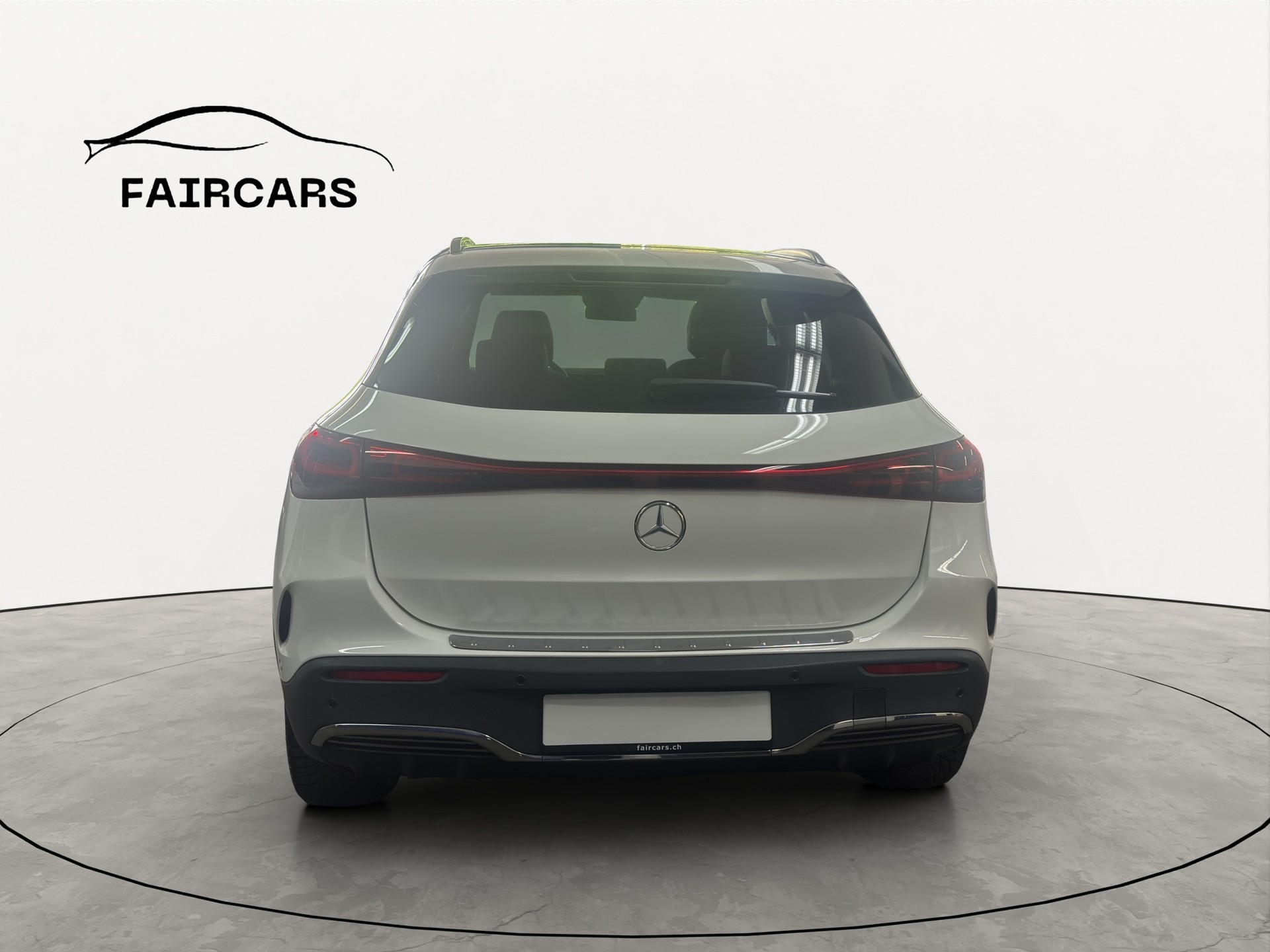 MERCEDES-BENZ EQA 300 AMG Line 4Matic, inkl. gratis Service-image-4