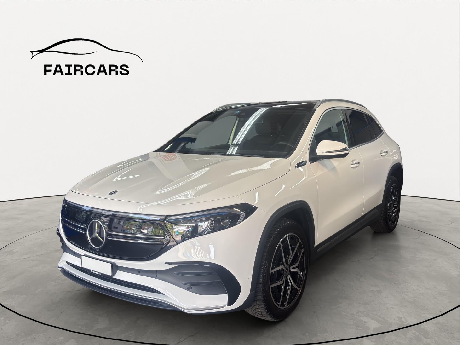 MERCEDES-BENZ EQA 300 AMG Line 4Matic, inkl. gratis Service-image-1