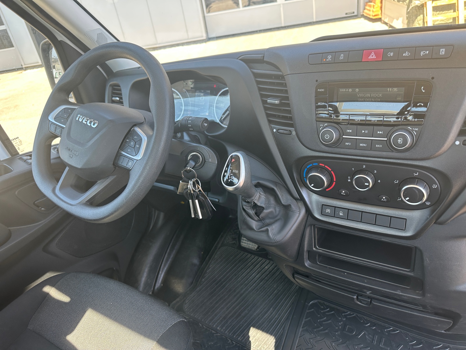 IVECO 35S16 Automatik/Kipper-image-11