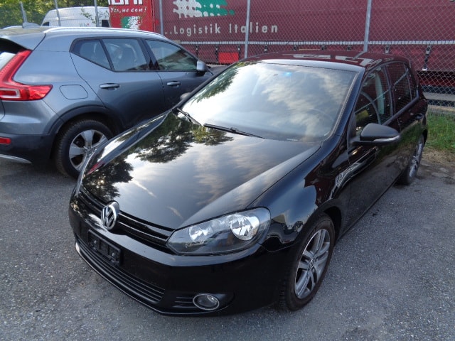 VW Golf 1.2 TSI Trendline-image-0