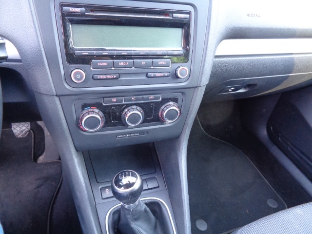 VW Golf 1.2 TSI Trendline-image-11