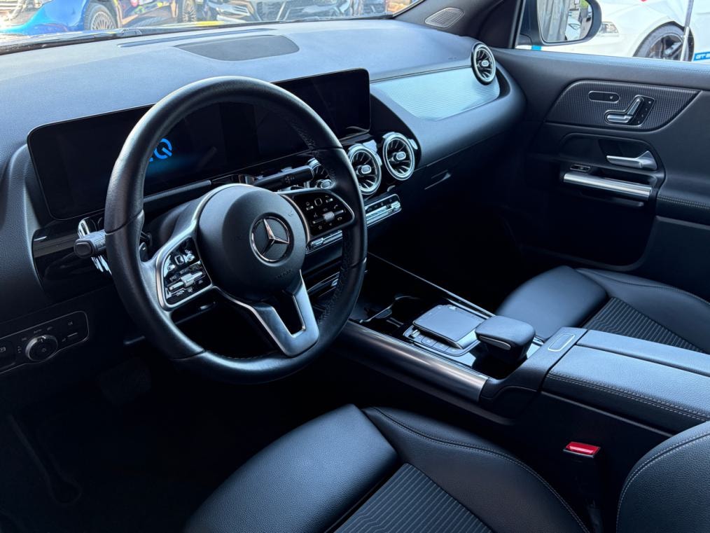 MERCEDES-BENZ EQA 350 4Matic Progressive-image-3