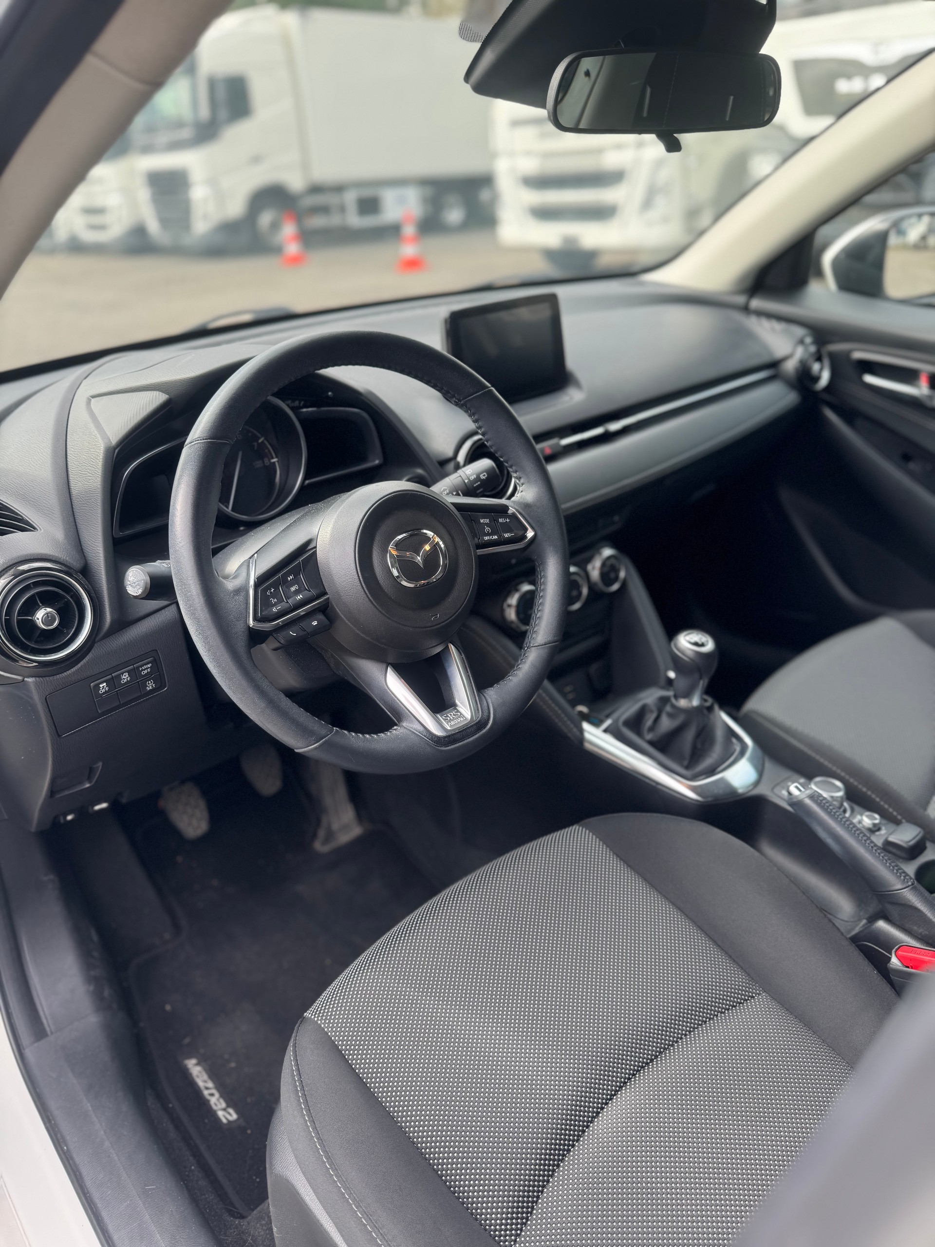 MAZDA 1.5 115 Revolution-image-3