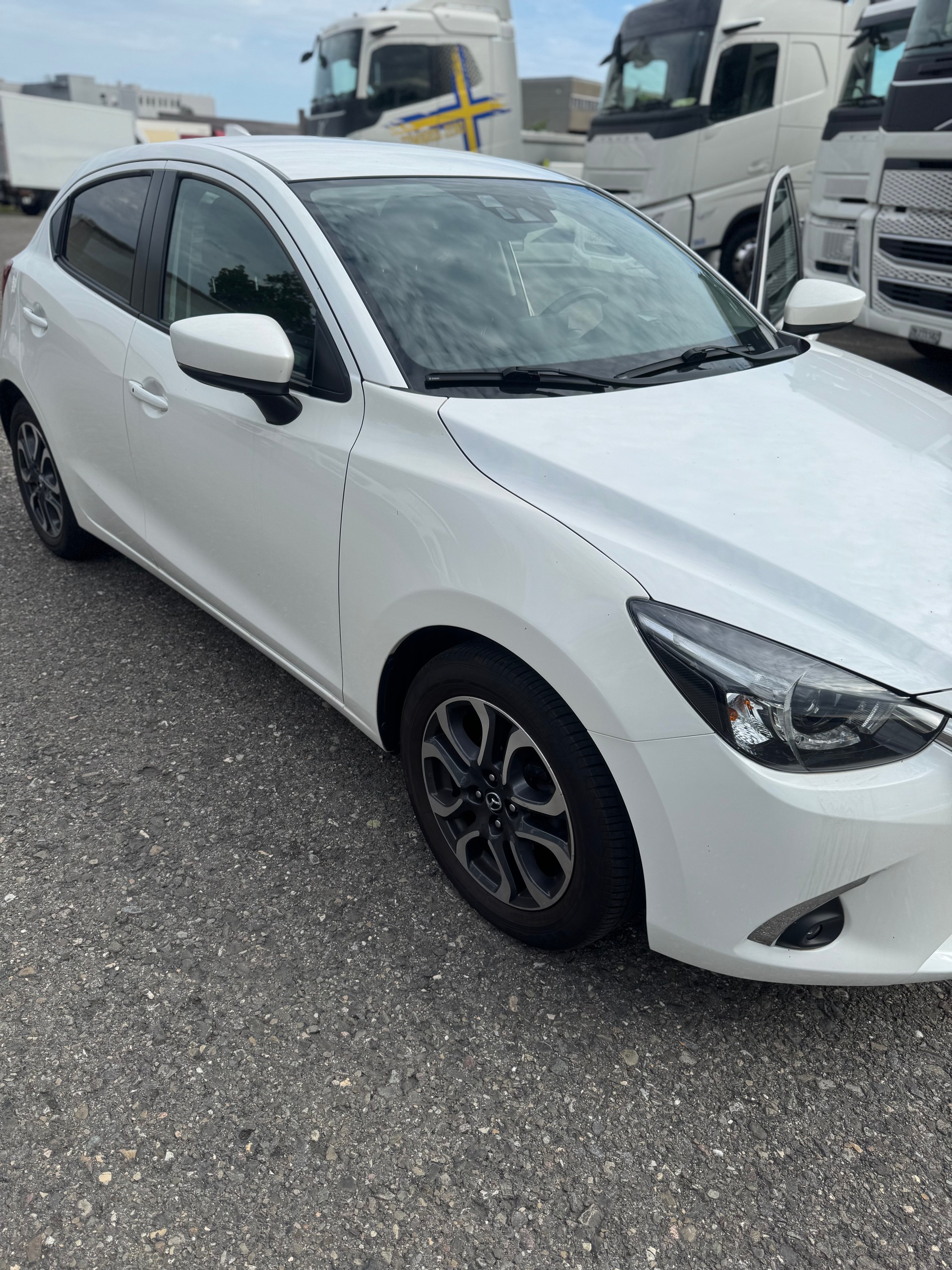 MAZDA 1.5 115 Revolution