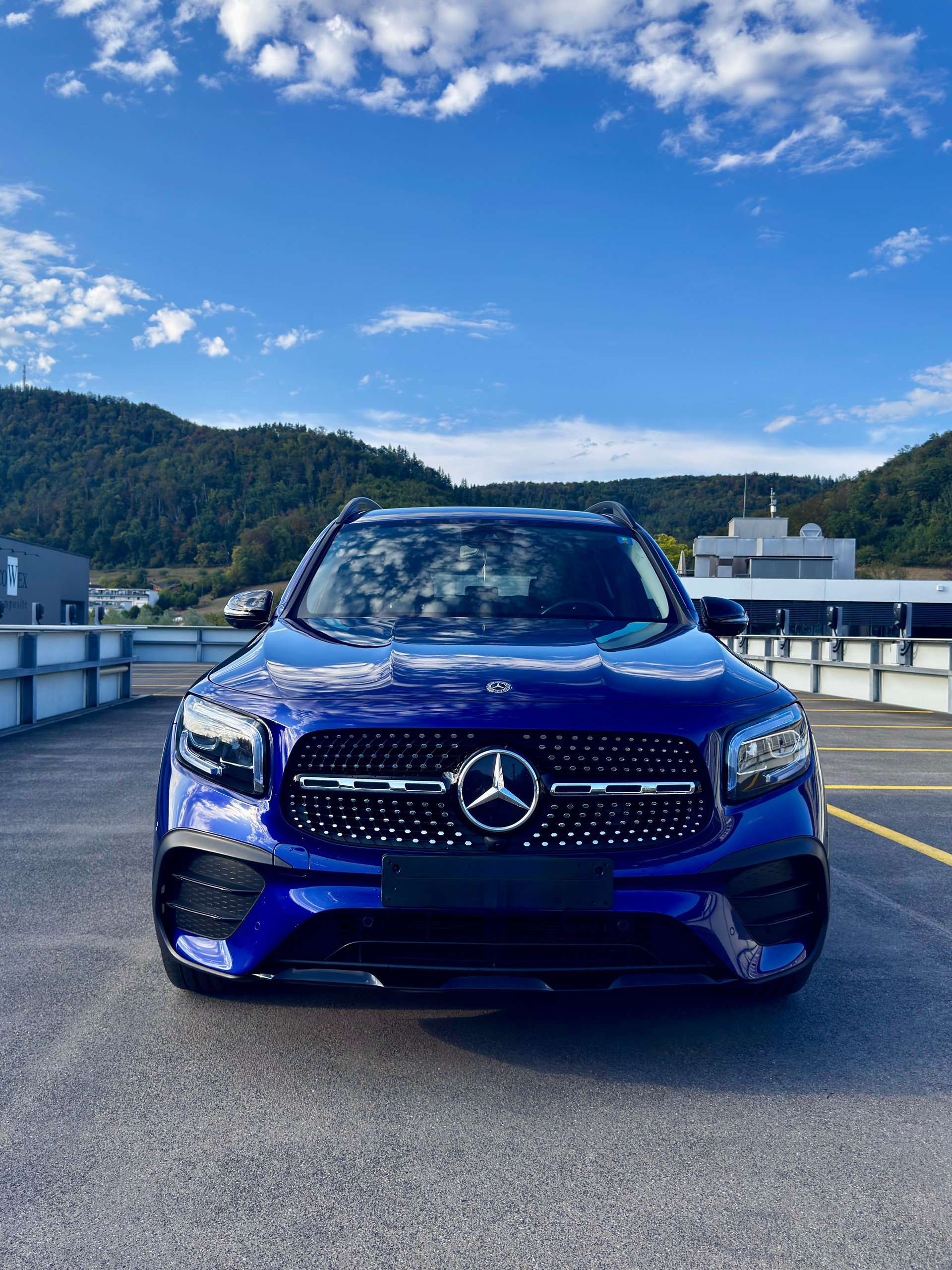 MERCEDES-BENZ GLB 220 d AMG Line 4matic