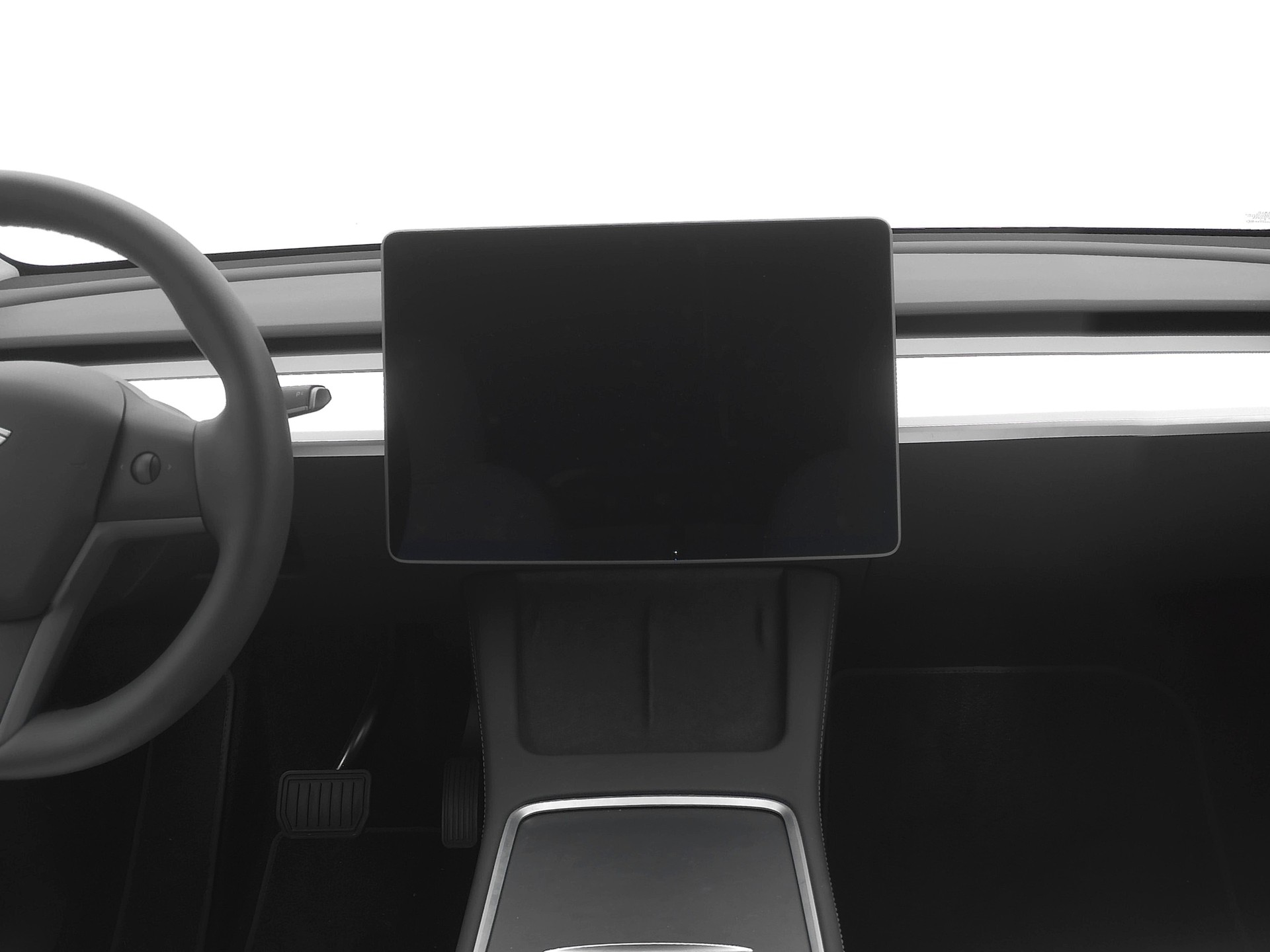 TESLA Model Y Long Range AWD-image-6