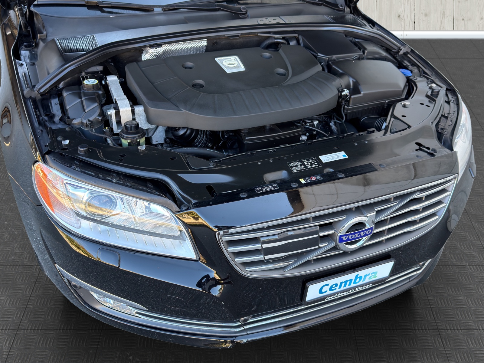 VOLVO V70 D5 AWD Summum Dynamic Edition Geartronic-image-15