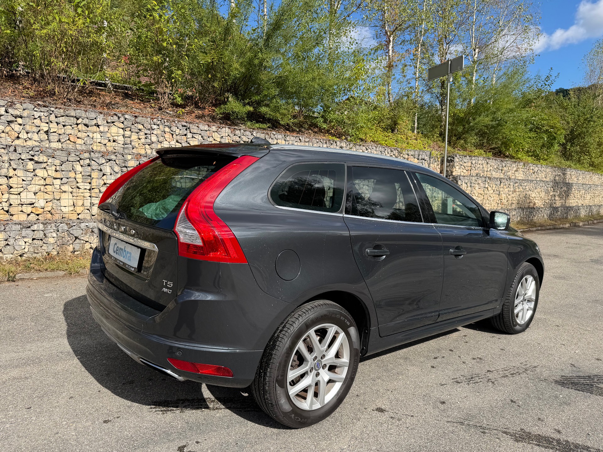 VOLVO XC60 T5 Executive Plus Geartronic-image-4