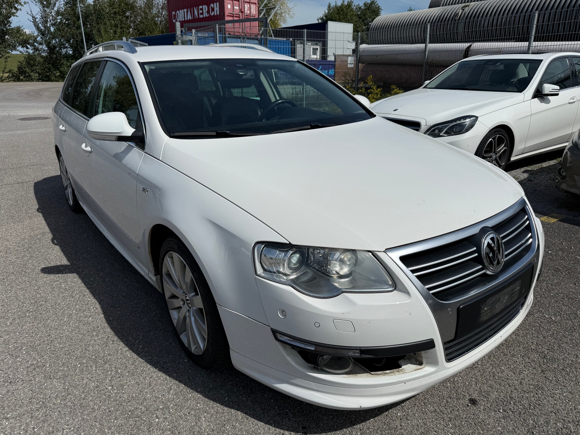 VW Passat Variant 2.0 TDI Highline 4Motion-image-1