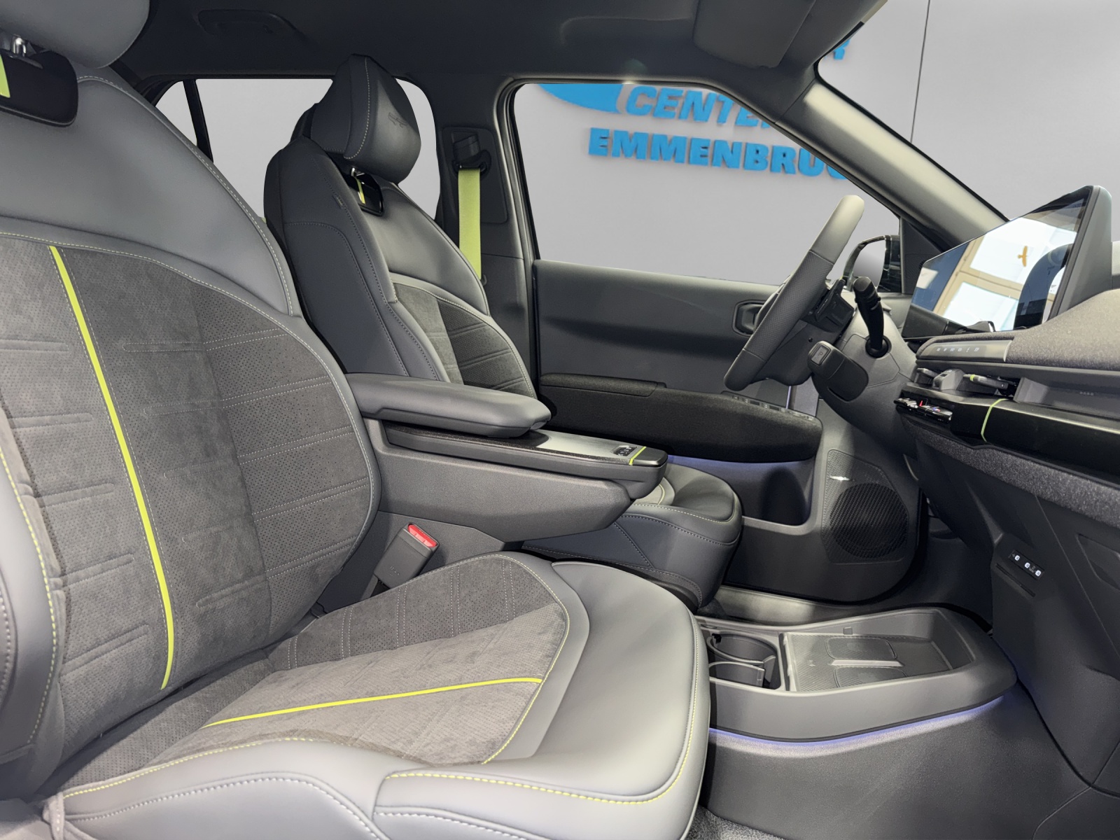 KIA EV3 81 kWh GT 4x4-image-15
