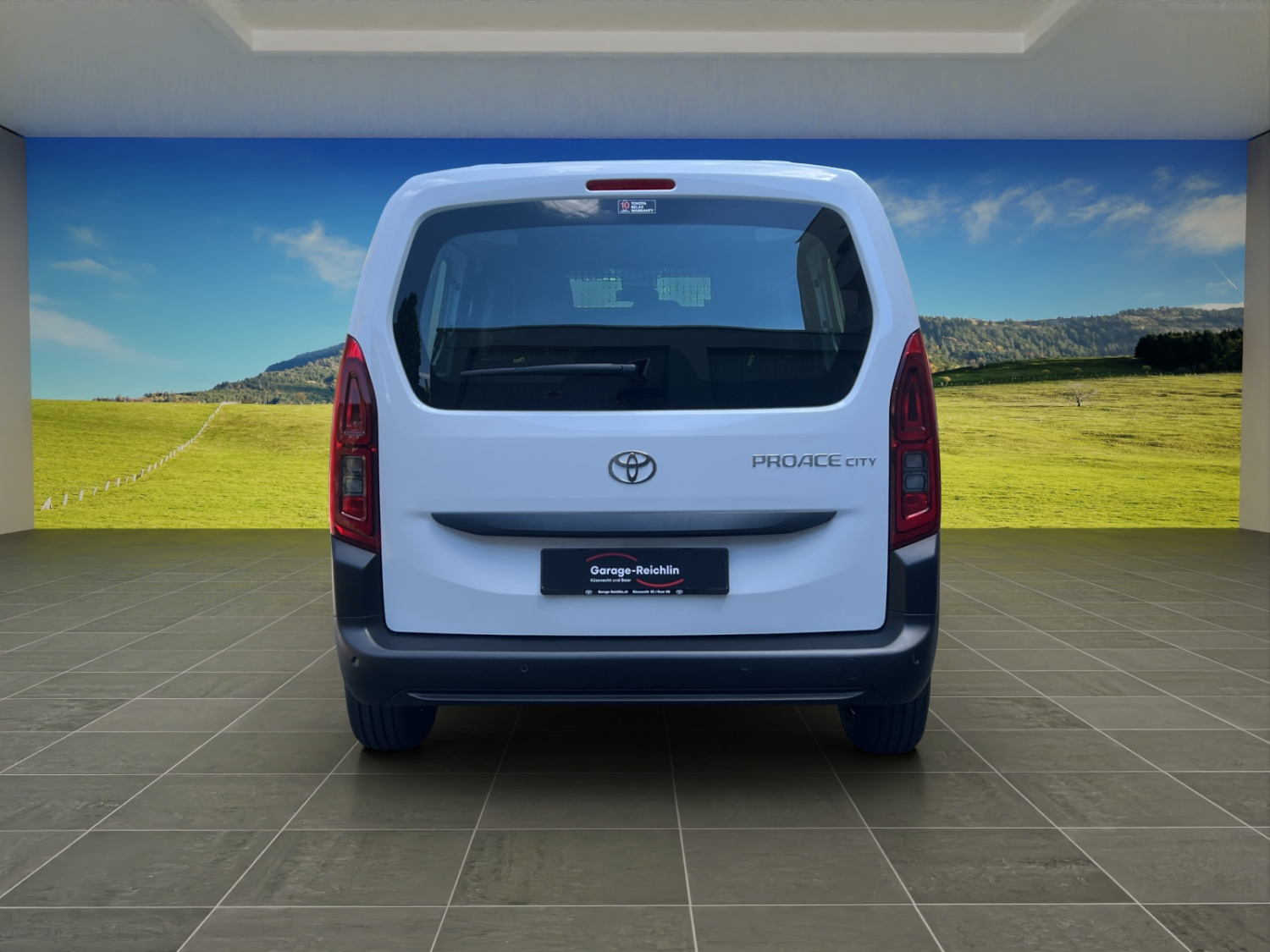 TOYOTA PROACE CITY Van L1 1.5 D Active-image-3