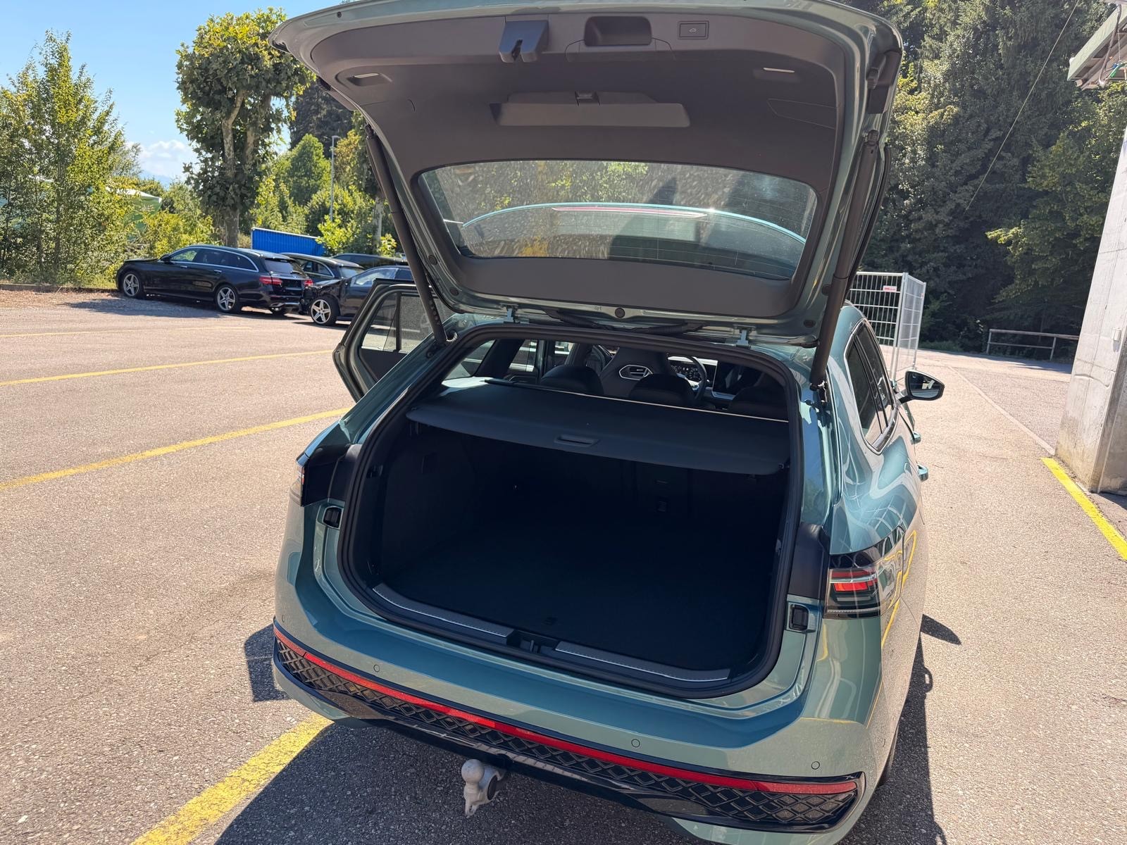 VW Passat Variant 1.5 TSI evo2 Plug-In- Hybrid R-Line DSG-image-13