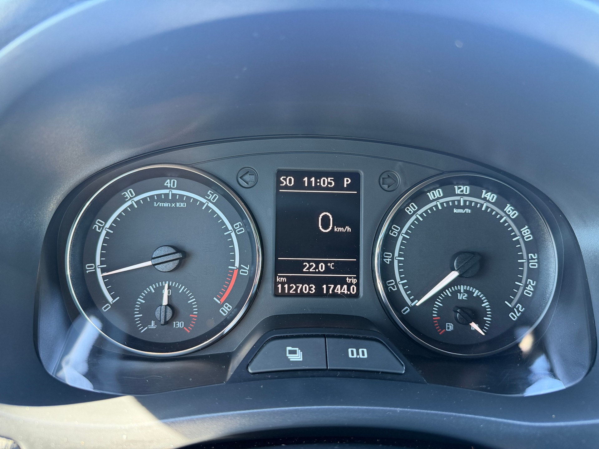 SKODA Fabia 1.4 TSI RS Edition S2000 DSG-image-9