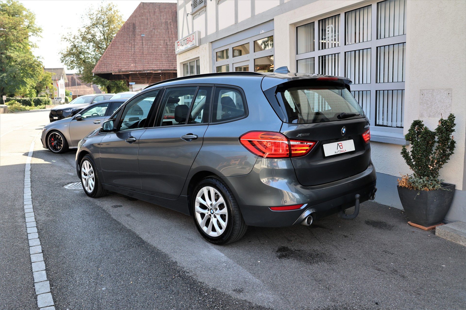 BMW 220d xDrive Gran Tourer Steptronic (CH)-image-6
