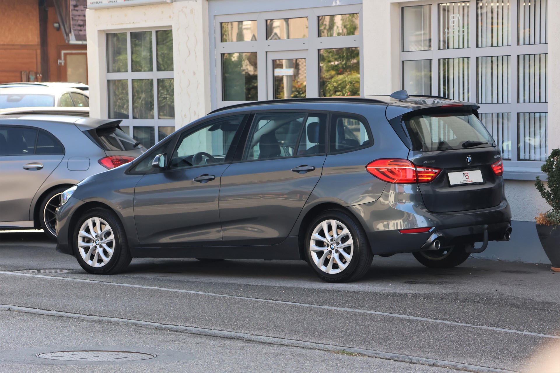 BMW 220d xDrive Gran Tourer Steptronic (CH)-image-4