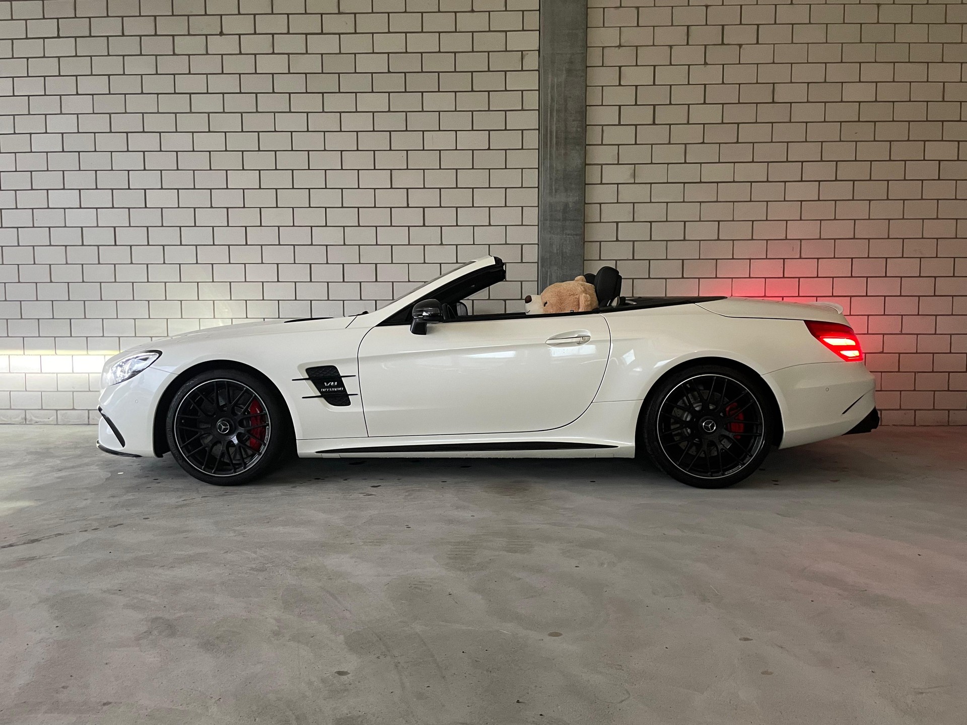 MERCEDES-BENZ SL 63 AMG Speedshift Vollausstattung-image-0