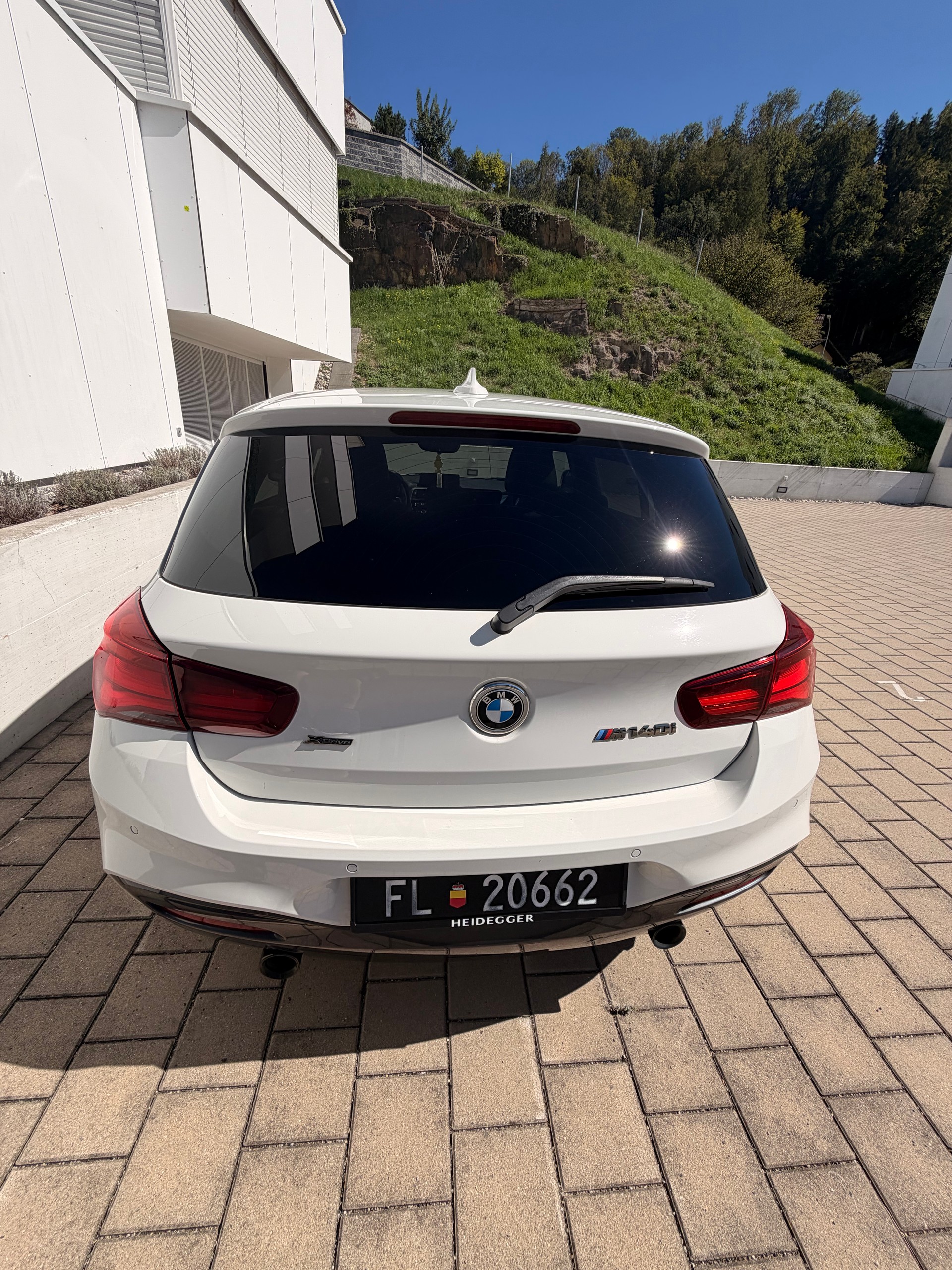 BMW BMW M140i xDrive Swiss Performance Edition Steptronic/ CH-Fahrzeug-image-5