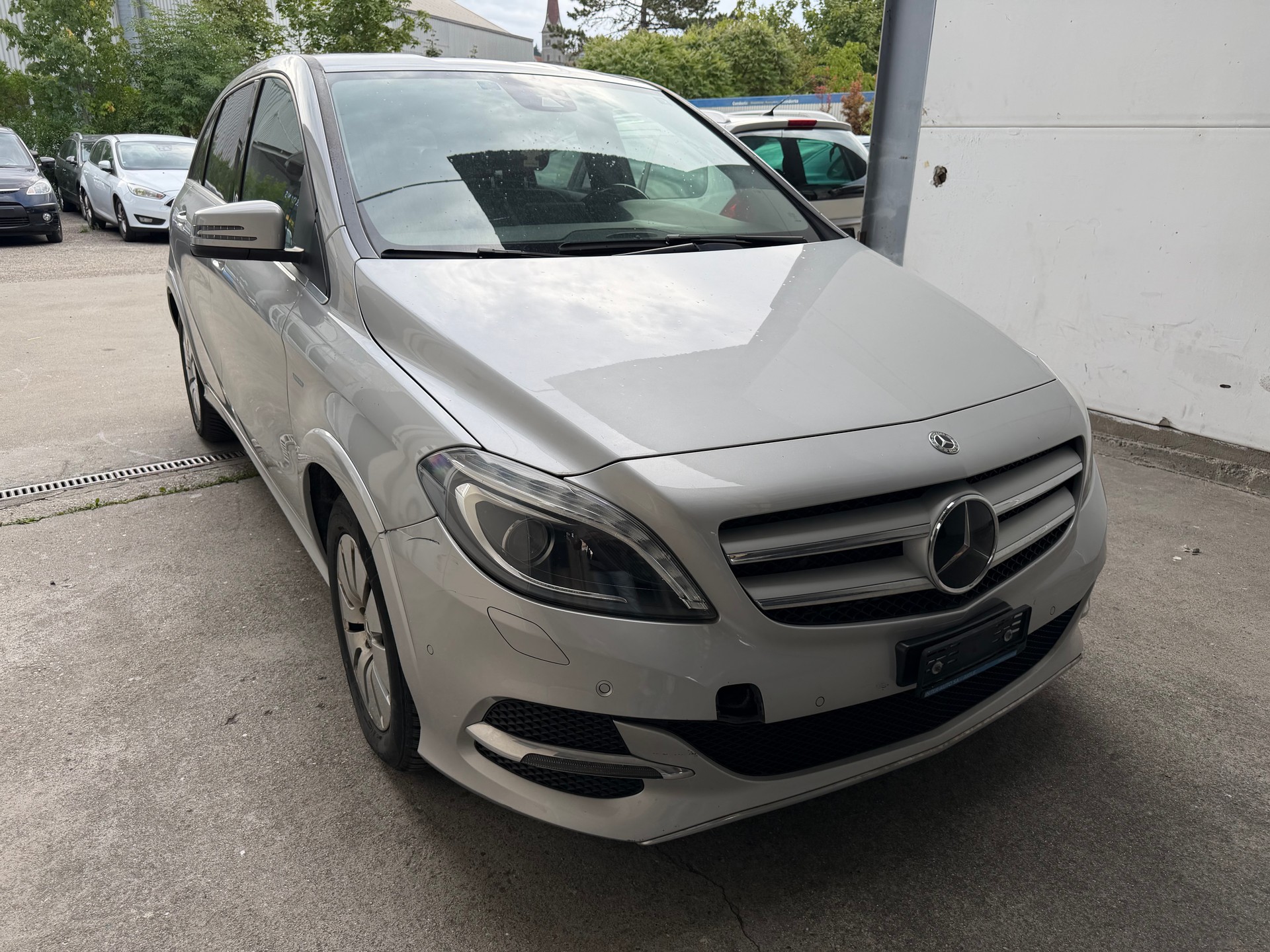 MERCEDES-BENZ B Electric Drive-image-2