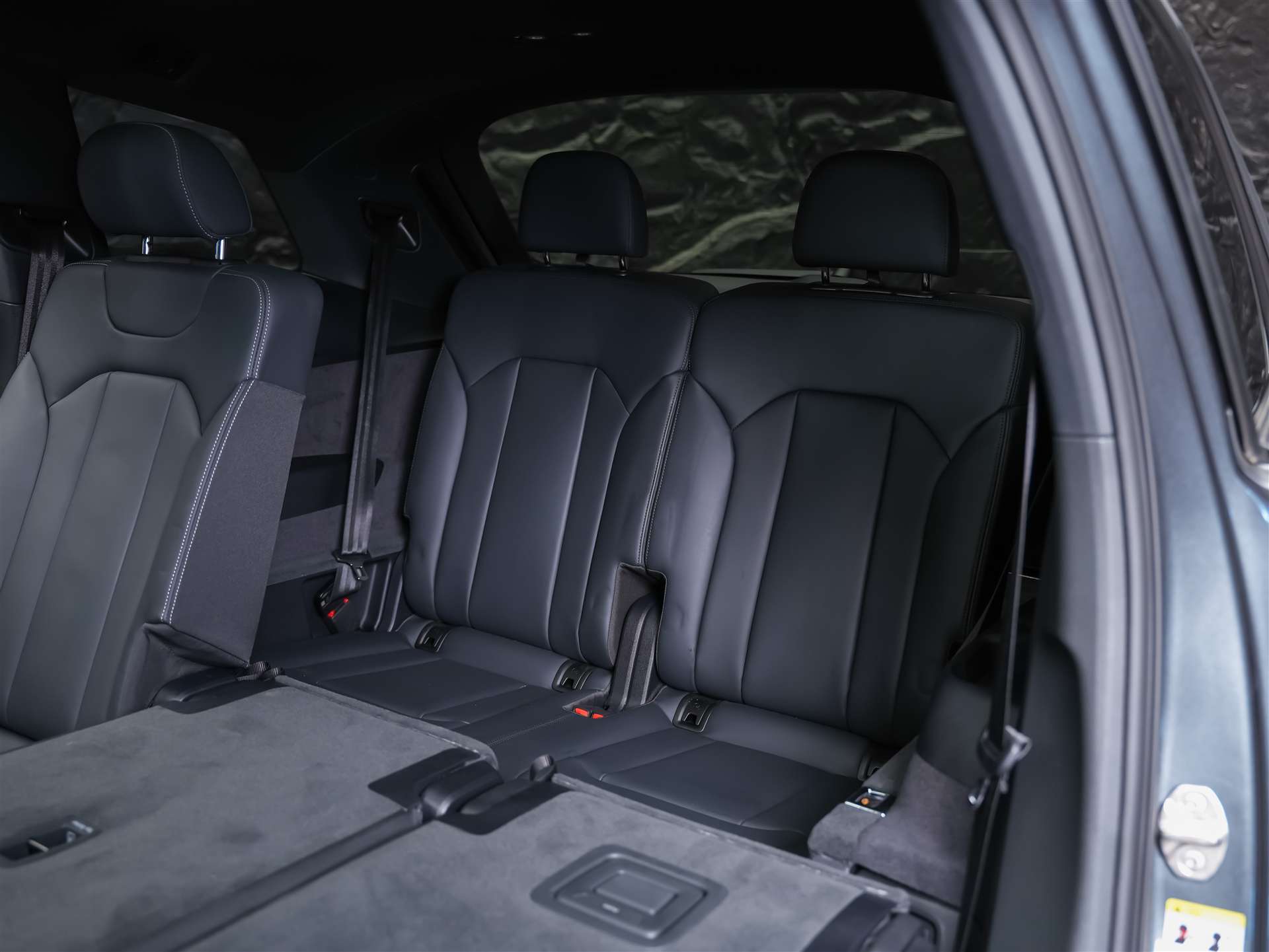 AUDI Q7 50 TDI quattro S Line tiptronic *22" Felgen*Werksgarantie*7 Sitze*Panorama*Head-Up*-image-16