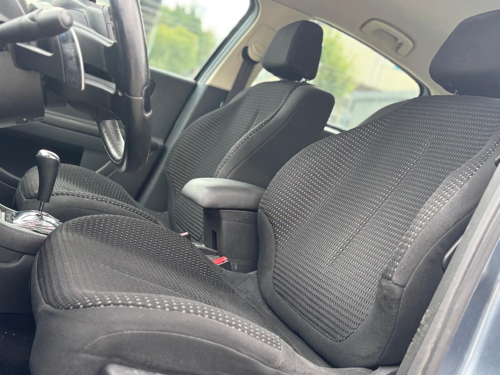 CITROEN C4 Berline 1.6 16V HDi VTR-image-5