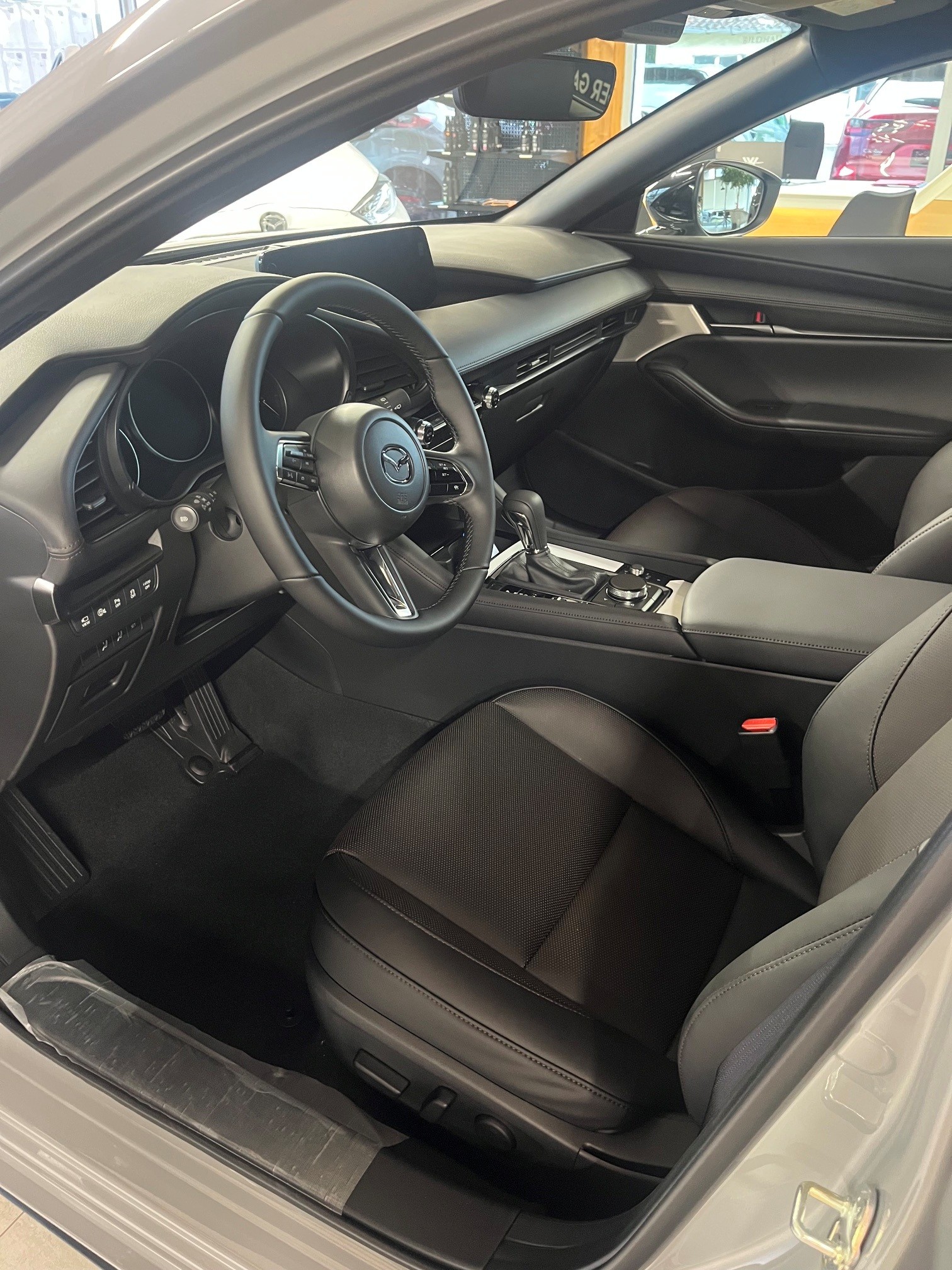 MAZDA 2.5L e-SKYACTIV G 140ps FWD Homura Plus 6AT-image-6