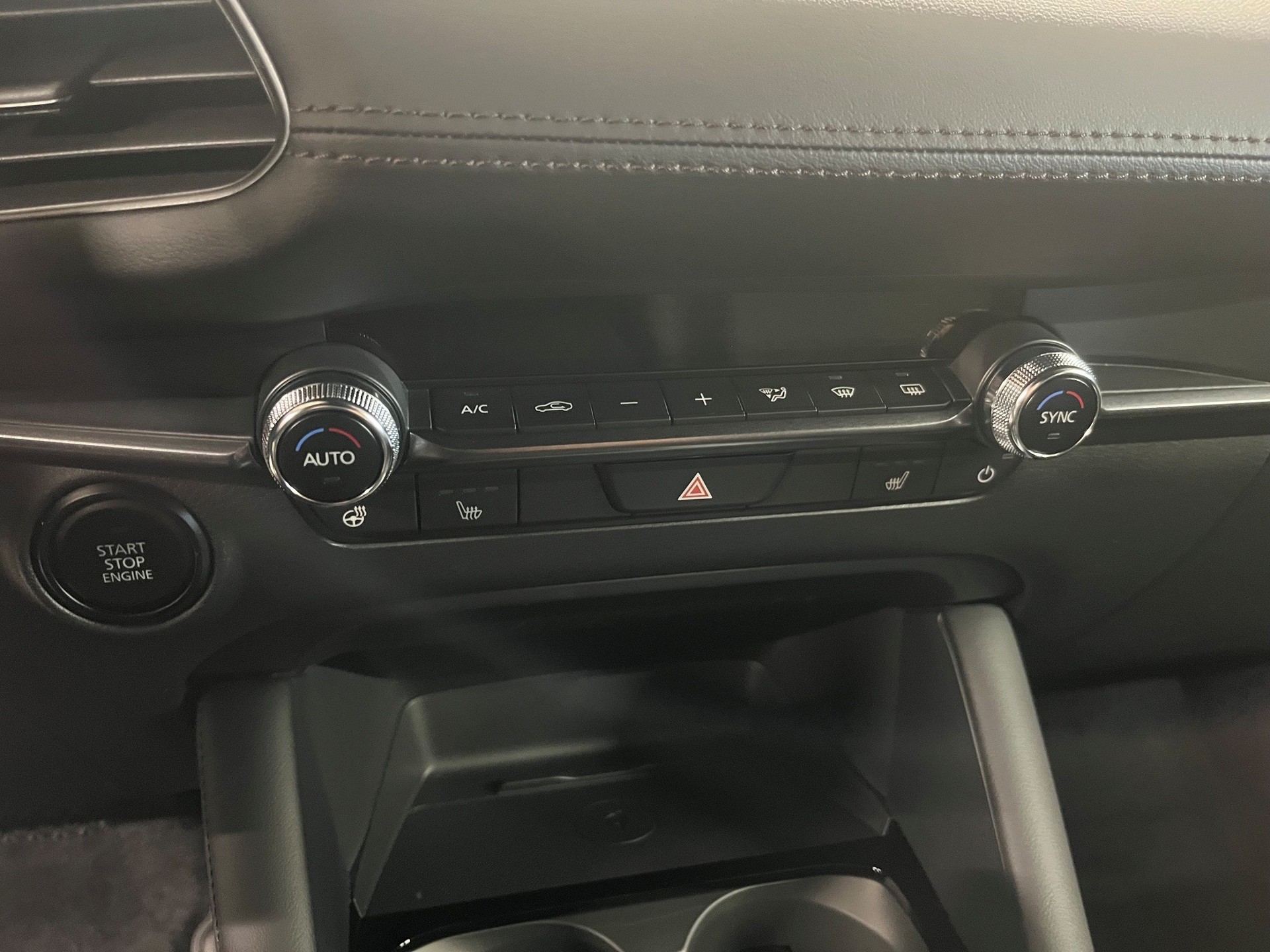 MAZDA 2.5L e-SKYACTIV G 140ps FWD Homura Plus 6AT-image-9
