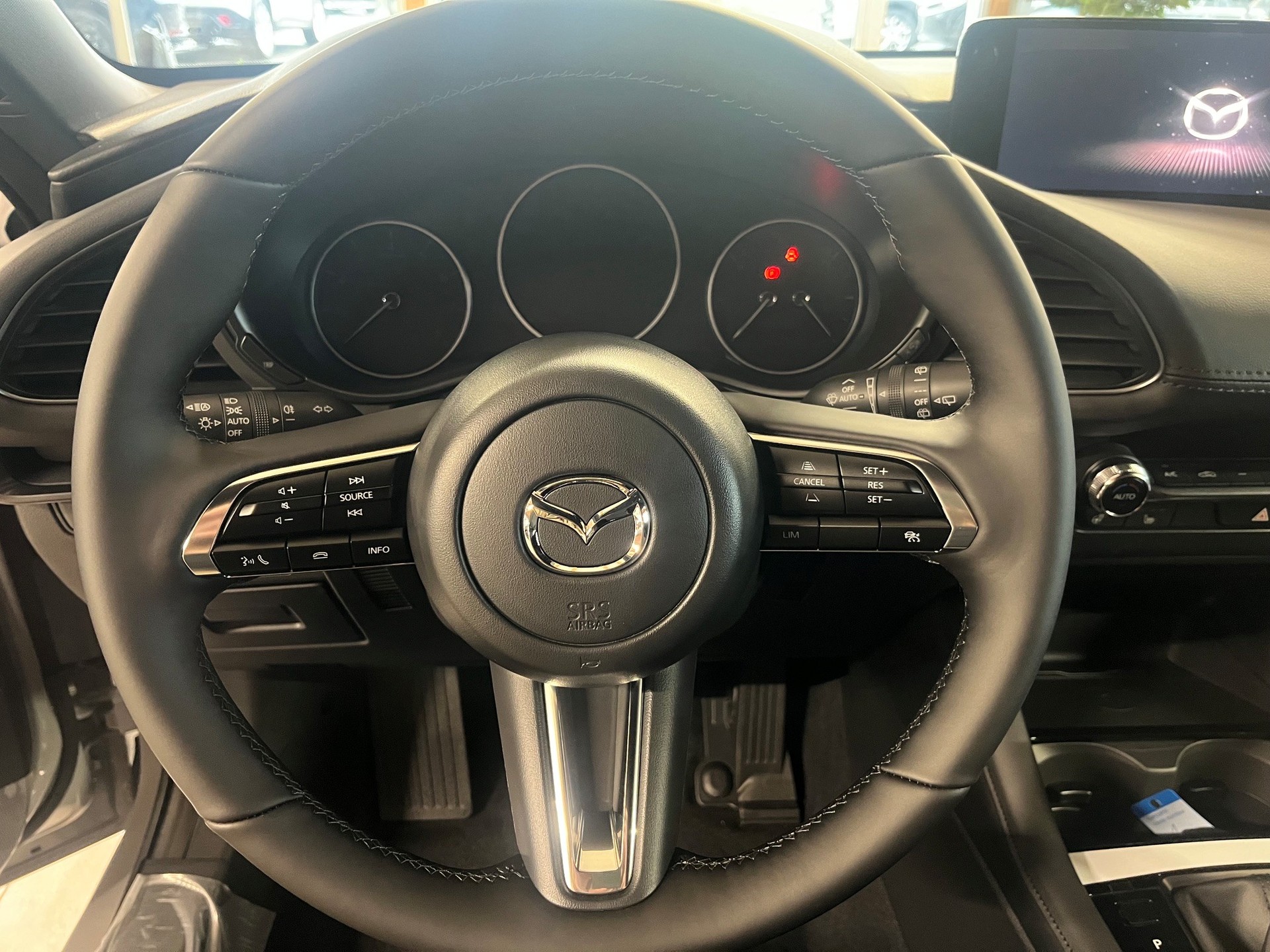 MAZDA 2.5L e-SKYACTIV G 140ps FWD Homura Plus 6AT-image-11