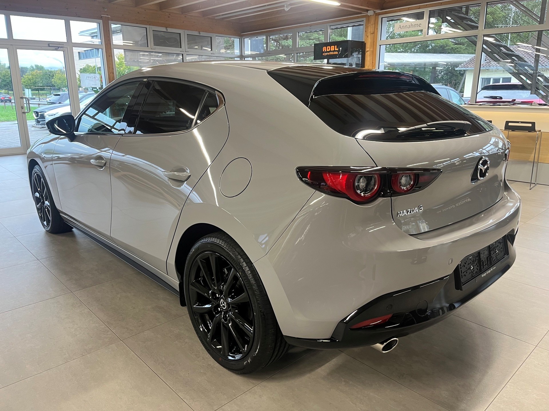 MAZDA 2.5L e-SKYACTIV G 140ps FWD Homura Plus 6AT-image-4