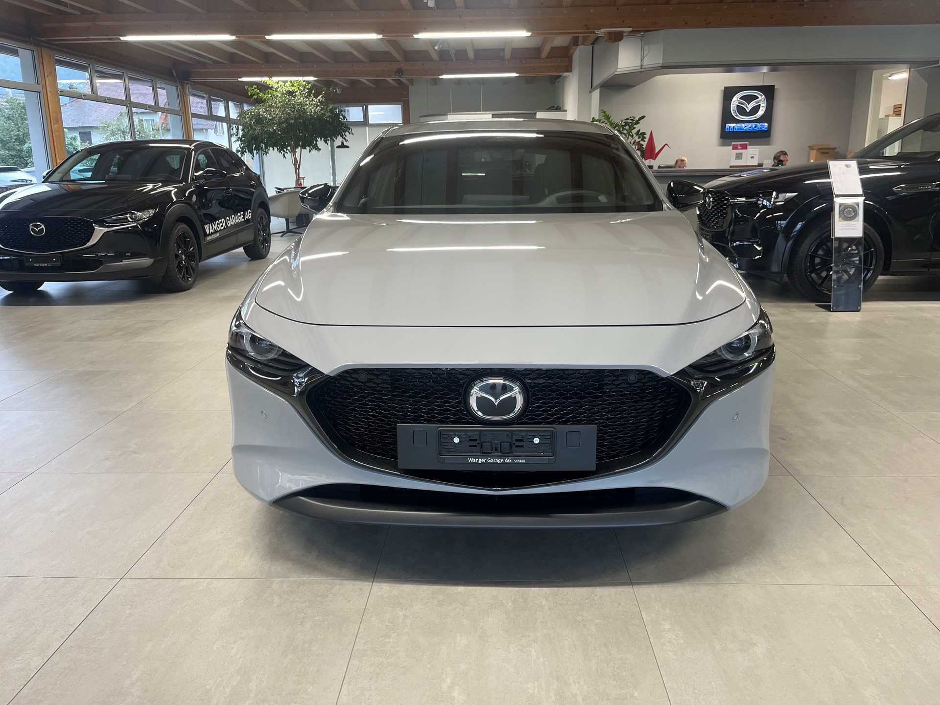 MAZDA 2.5L e-SKYACTIV G 140ps FWD Homura Plus 6AT-image-1
