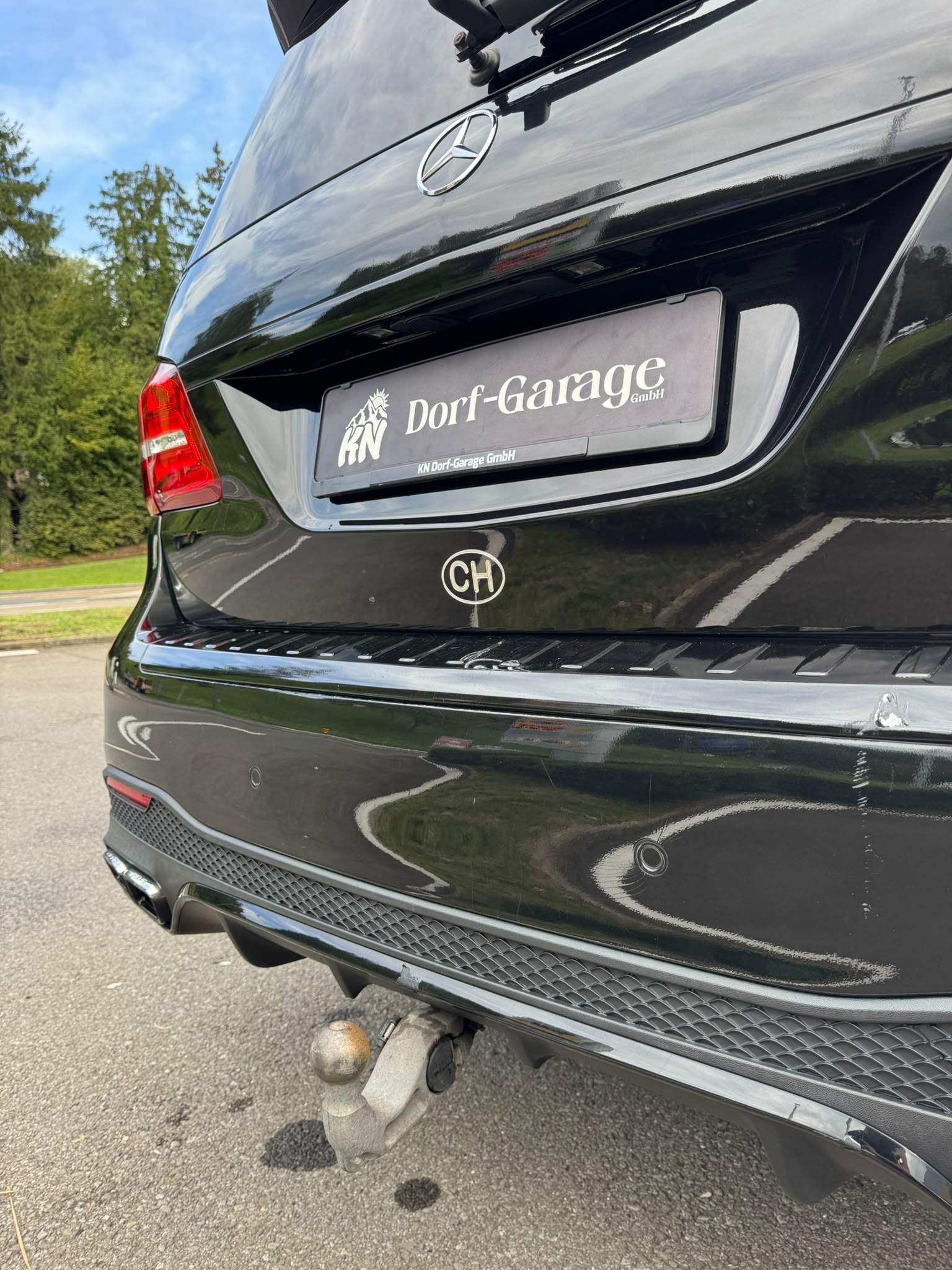 MERCEDES-BENZ GLS 63 AMG 4Matic Speedshift Plus 7G-Tronic-image-22